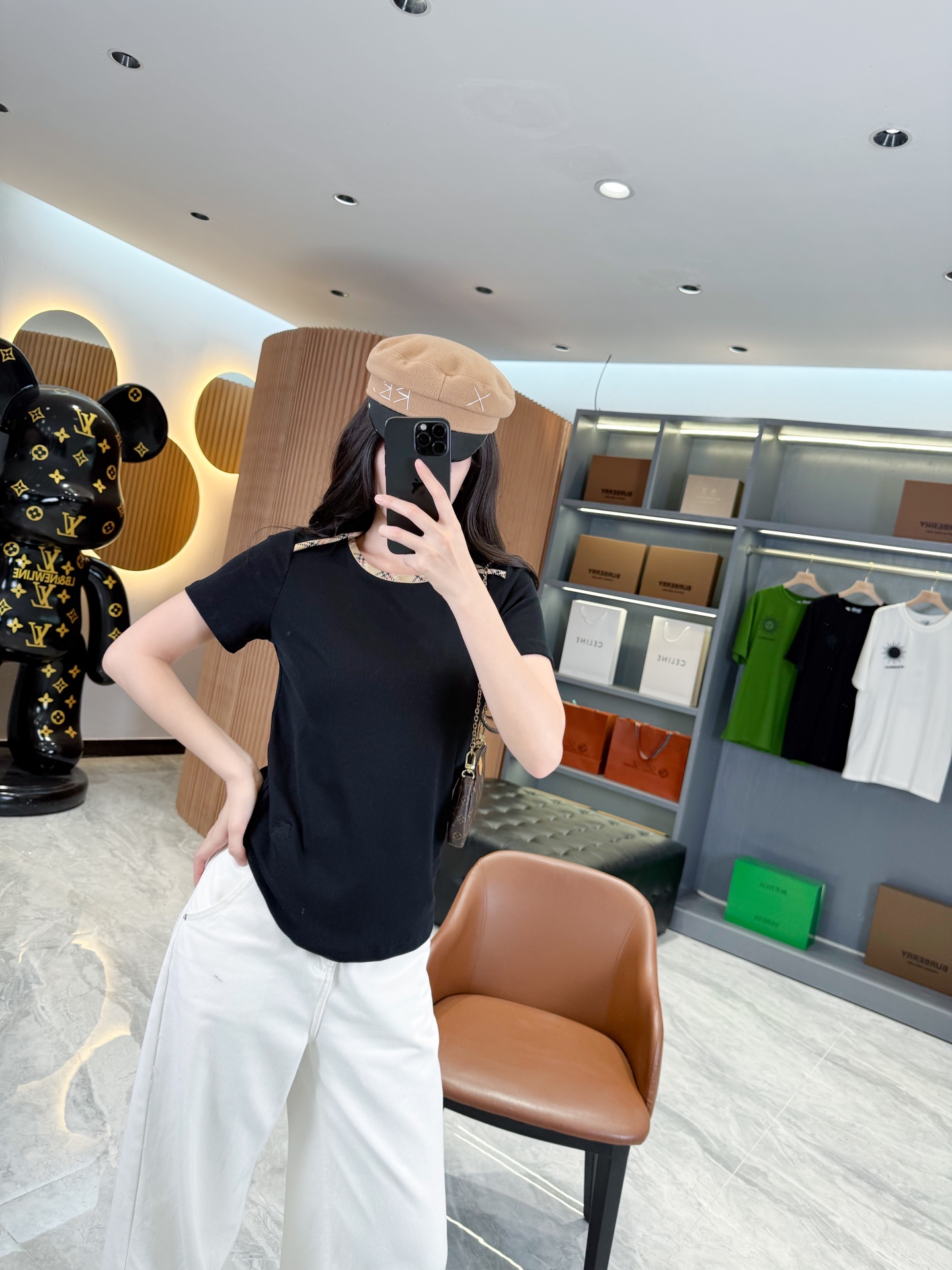 NO:855847,Actual shot of model’s upper body, Burberry-clothing,19860909模特上身实拍演绎,博柏利-服装,,Women's clothing