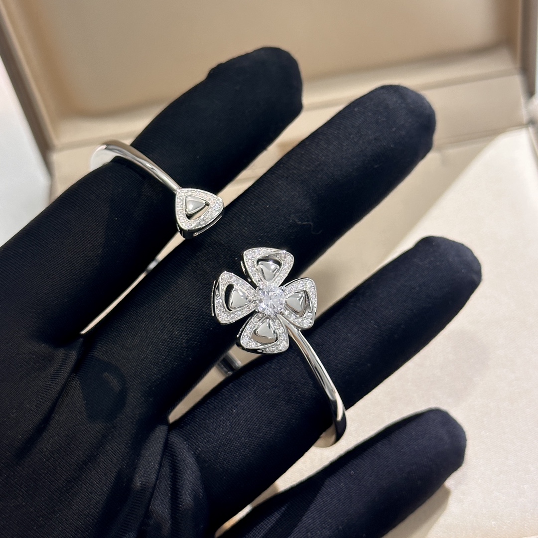 Exclusive Fiorever Four-Leaf Bracelets: German S925 Silver with Gold Plating - 图片 4
