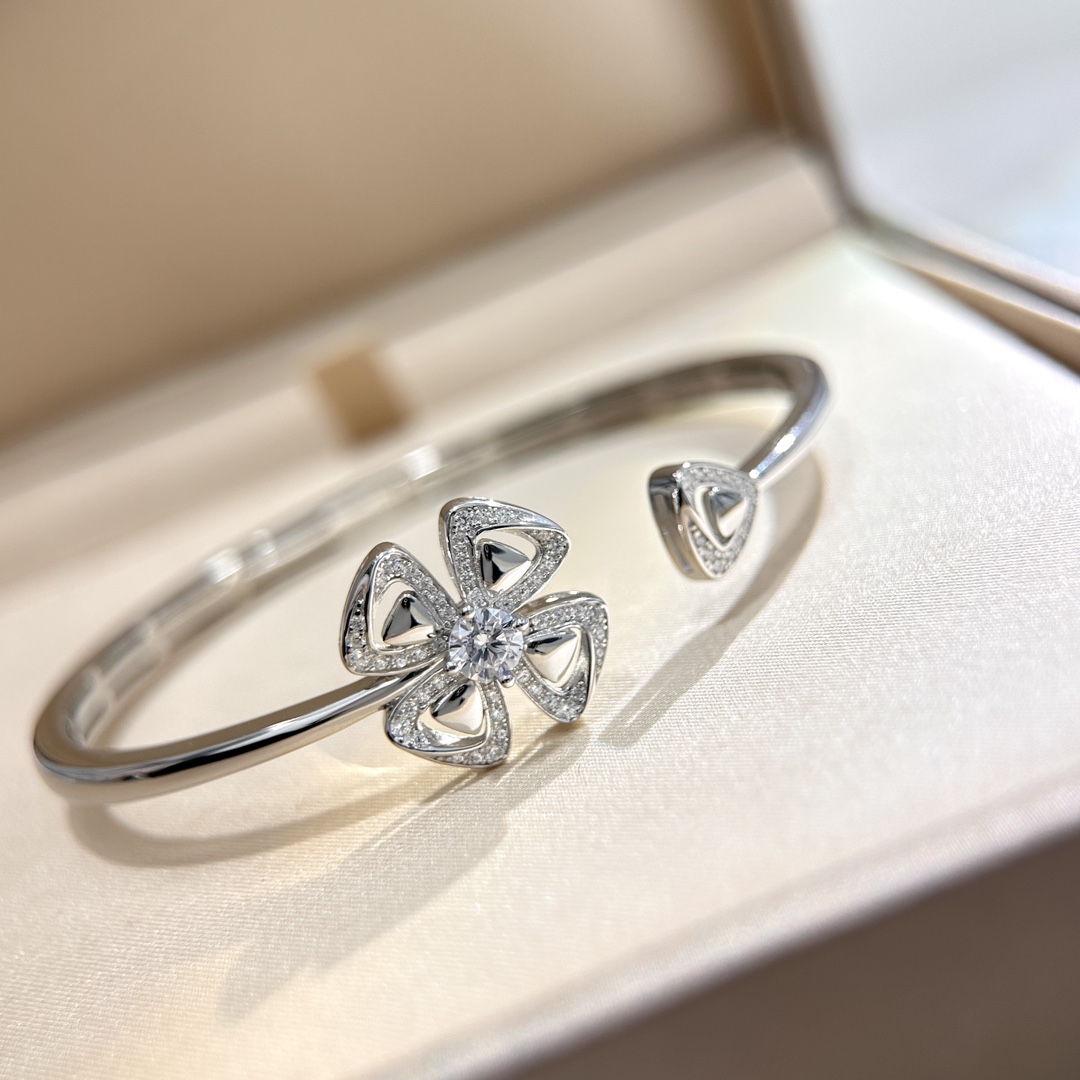 Exclusive Fiorever Four-Leaf Bracelets: German S925 Silver with Gold Plating - 图片 6