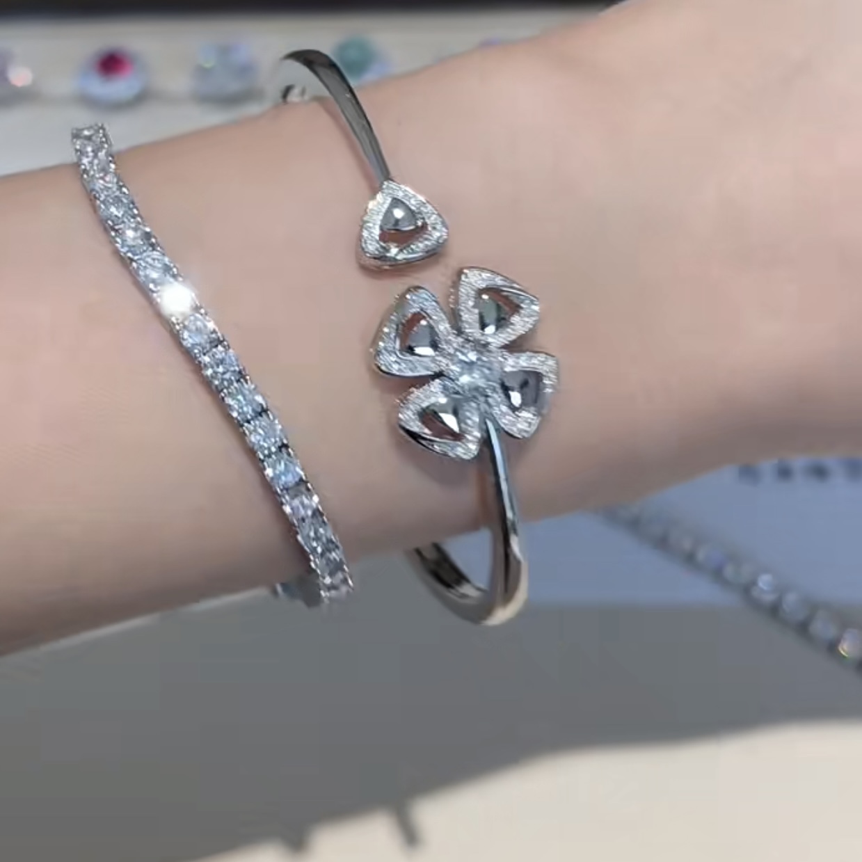Exclusive Fiorever Four-Leaf Bracelets: German S925 Silver with Gold Plating - 图片 3