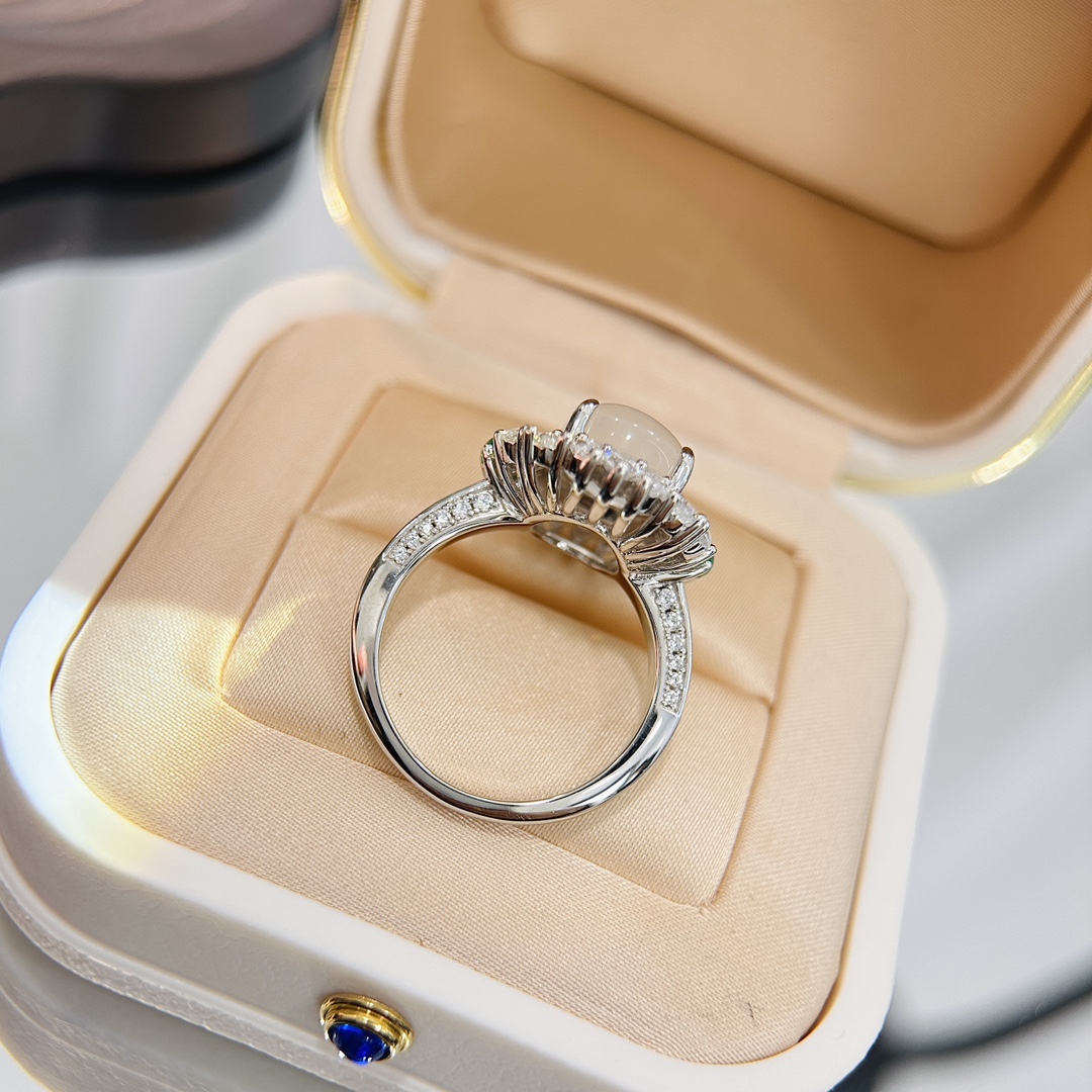 
A3567 👑【富婆系列 】水沫玉 玉髓蛋面 戒指 玉石蛋面镶嵌 通体S925打造 高端大气 送礼最佳