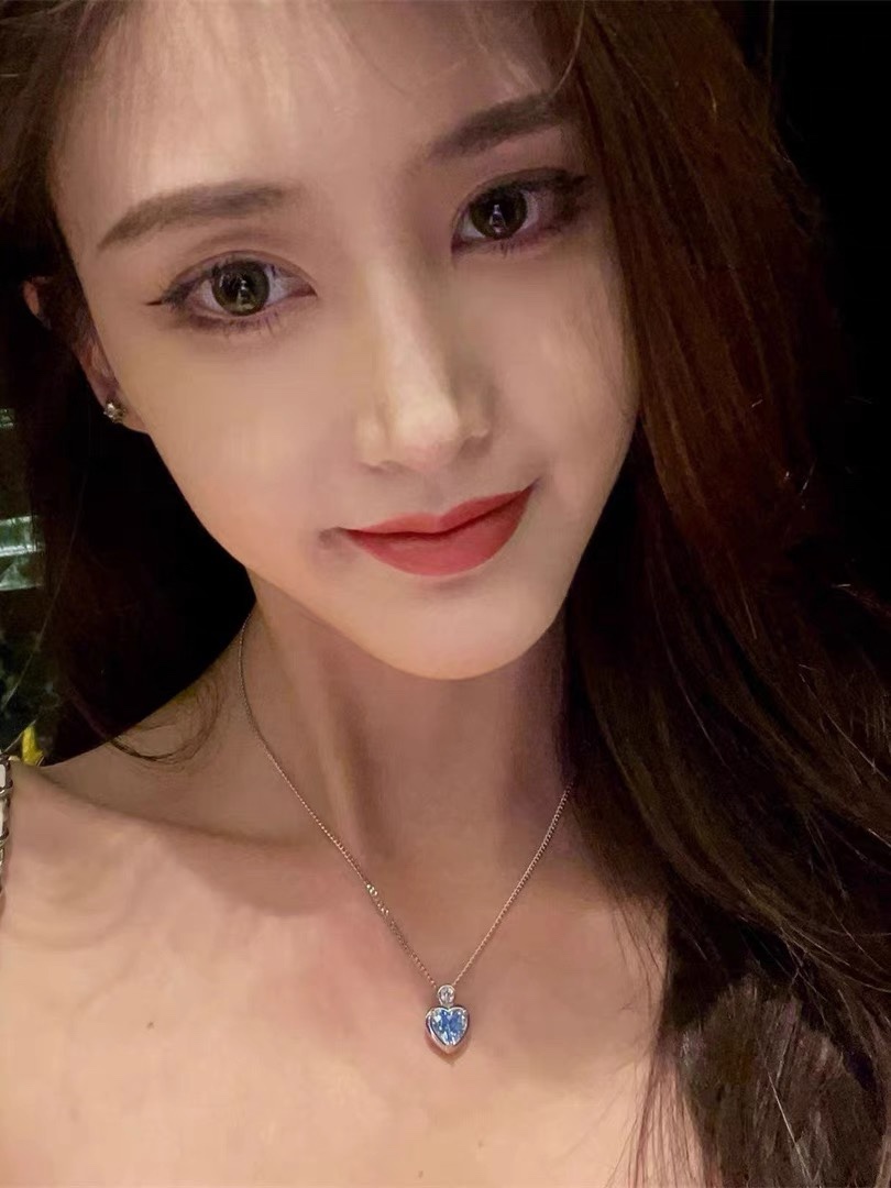 
A3639 🌊海洋之心钻石 爱心 蓝宝石💎 项链 💙 这款简直要360度地夸奖一下亲亲亲亲 爱心款做的