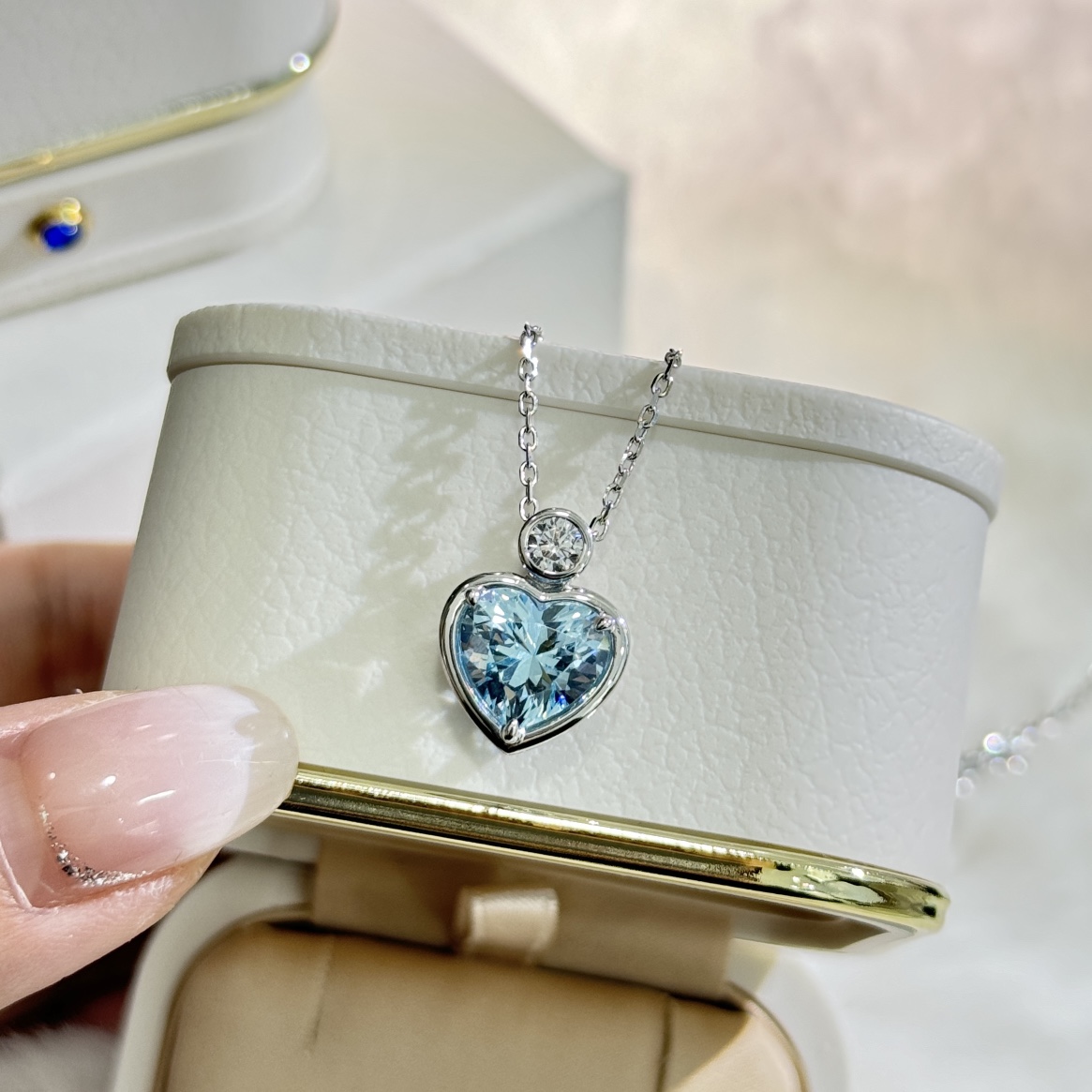 
A3639 🌊海洋之心钻石 爱心 蓝宝石💎 项链 💙 这款简直要360度地夸奖一下亲亲亲亲 爱心款做的