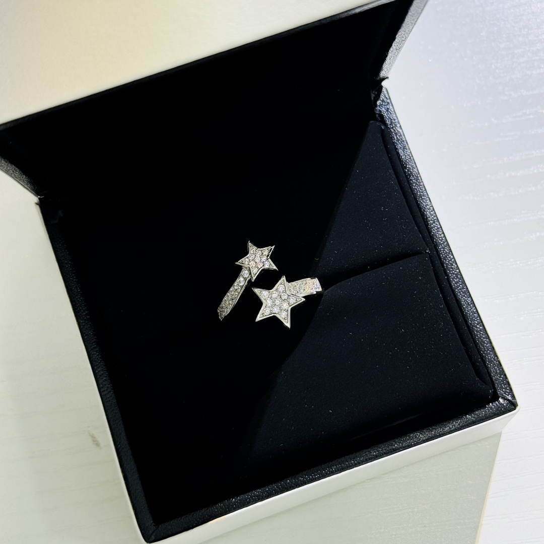  
A3373 👑 纯银升级版 小香  开口星星 浪漫 开口 戒指💍 采用德国进口顶级5A锆石高端 92