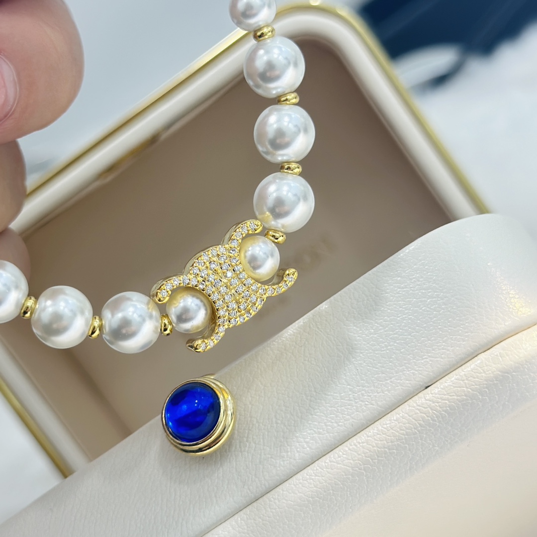 “Celine Jewelry: Artistic Brass Sculptor Designs with Pearls and Drills for Chic Spring Style” - 图片 5