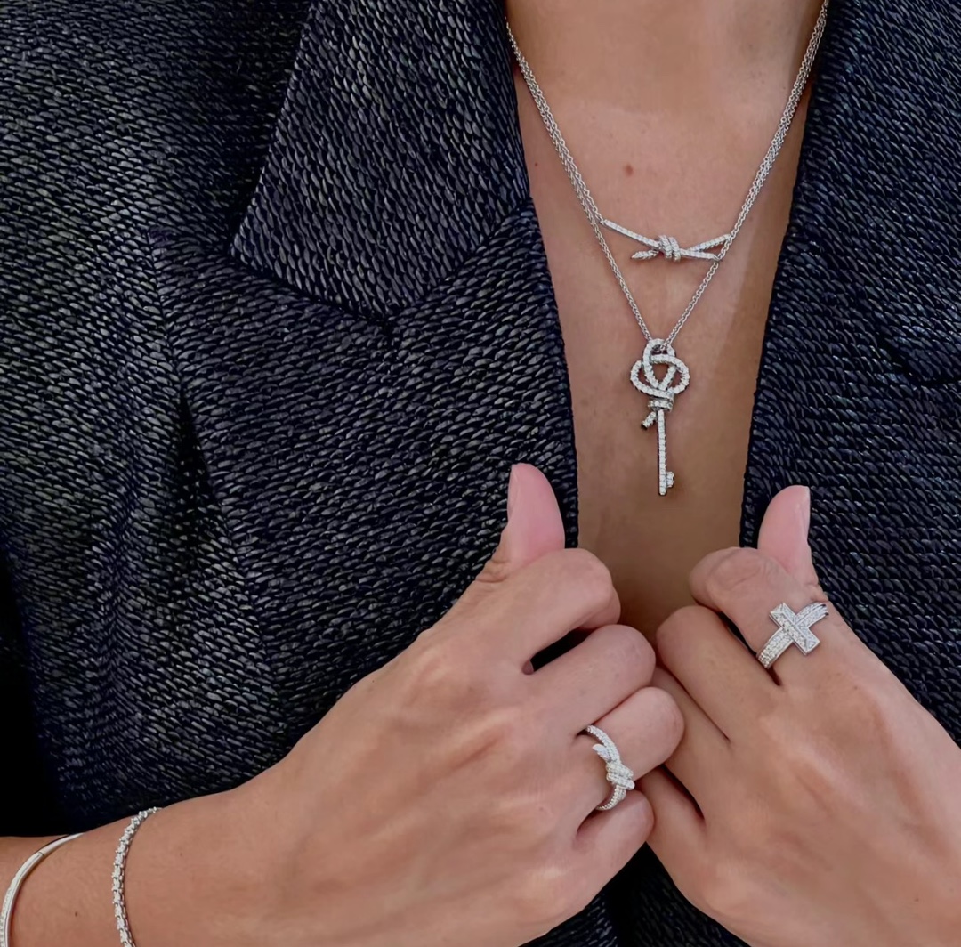 Fendi Haute Couture Haute Couture Fine Jewelry Necklace Bracelet Ring 2