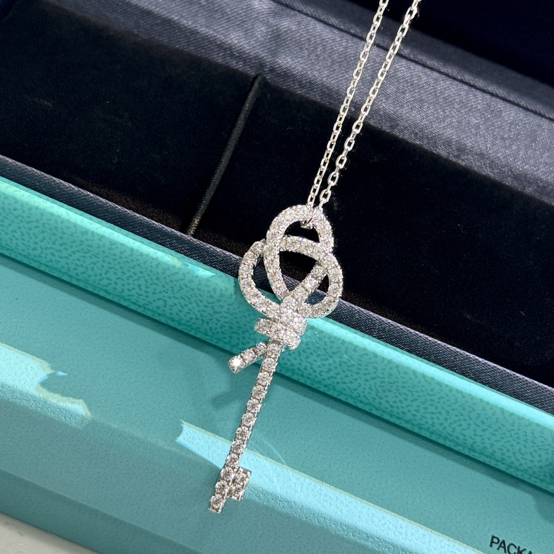 Fendi Haute Couture Haute Couture Fine Jewelry Necklace Bracelet Ring 4