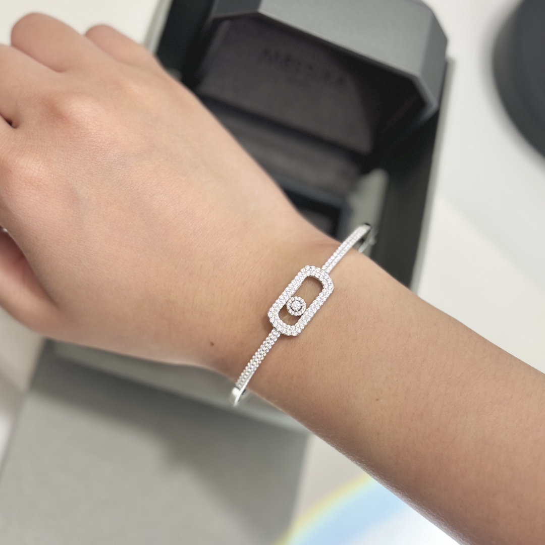 “Parisian Designer Jewelry: Hot Move Diamonds Craft in S925 Silver” - 图片 8