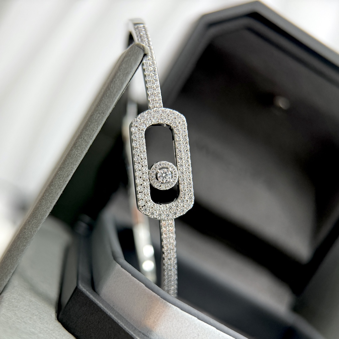 “Parisian Designer Jewelry: Hot Move Diamonds Craft in S925 Silver” - 图片 4