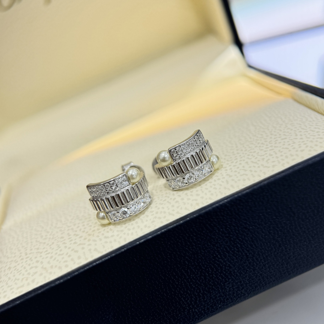“Jewel-Adorned RO’s Exercise Strips: Demanding Design Process Organized in Parallel Lines” - 图片 7