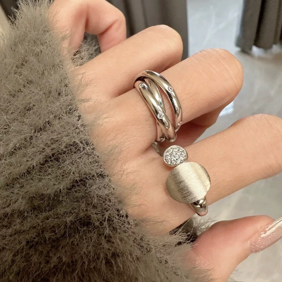 经典 简约 拉丝 半钻 开口戒指💍 做的细腻拉丝,有绸缎的光泽感 7