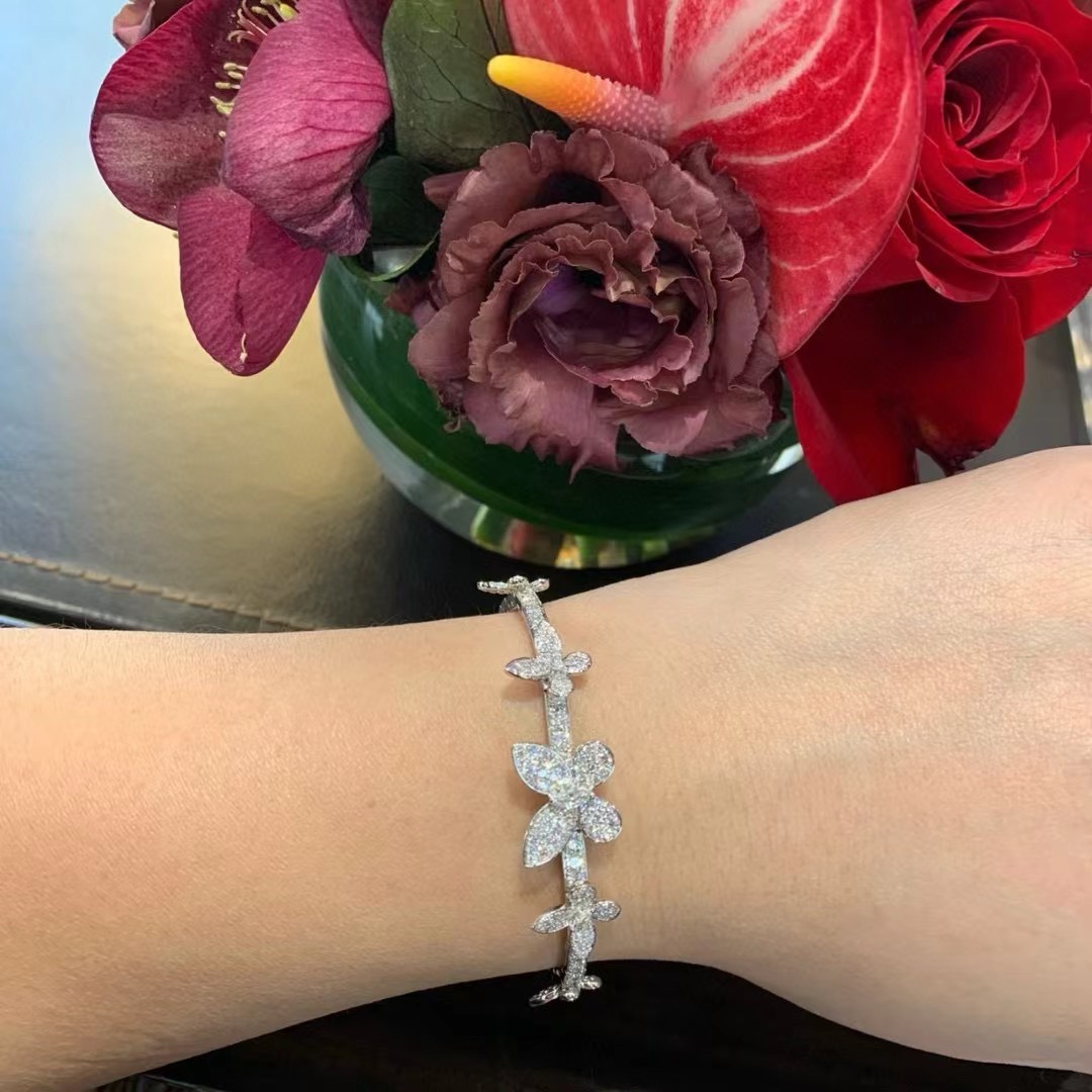 Ralph Lauren A4677 格拉夫 旗舰店同步上新 最新款 蝴蝶 五蝴蝶 满钻 手链 蝴蝶比例恰到好处