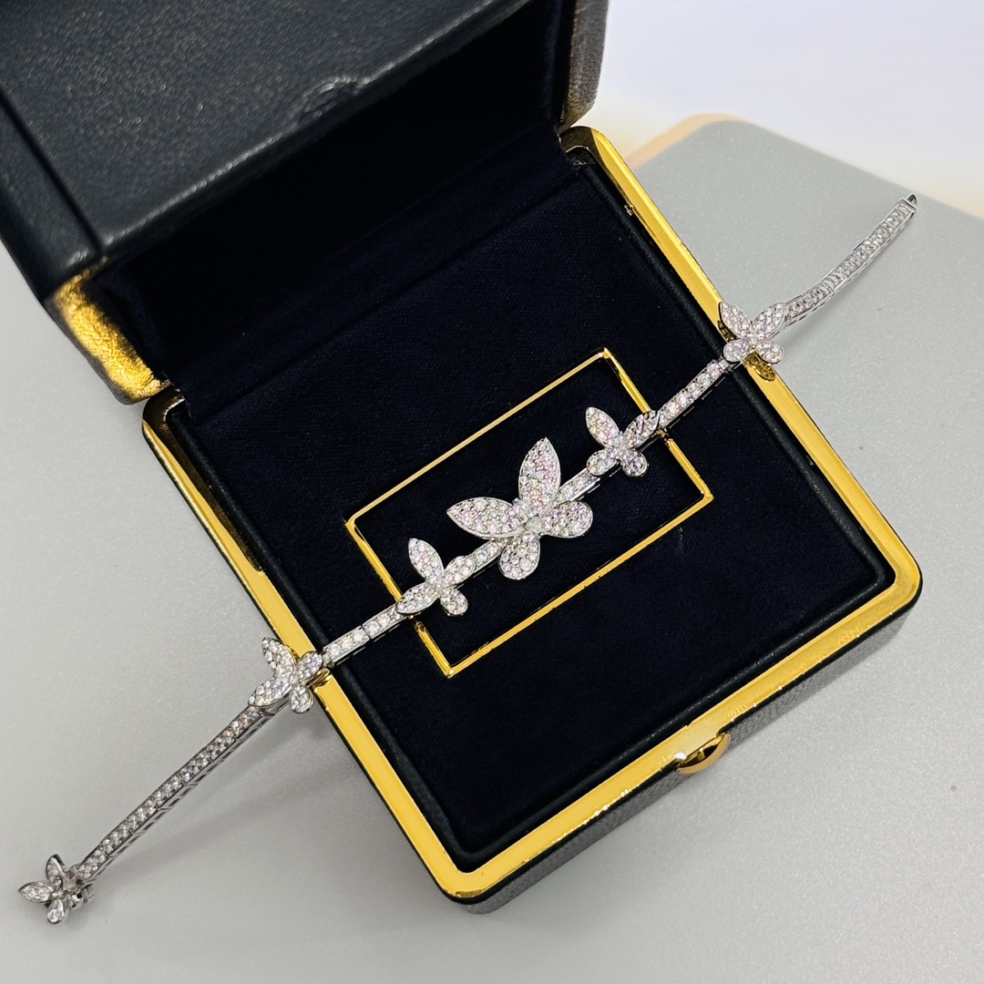 Ralph Lauren A4677 格拉夫 旗舰店同步上新 最新款 蝴蝶 五蝴蝶 满钻 手链 蝴蝶比例恰到好处