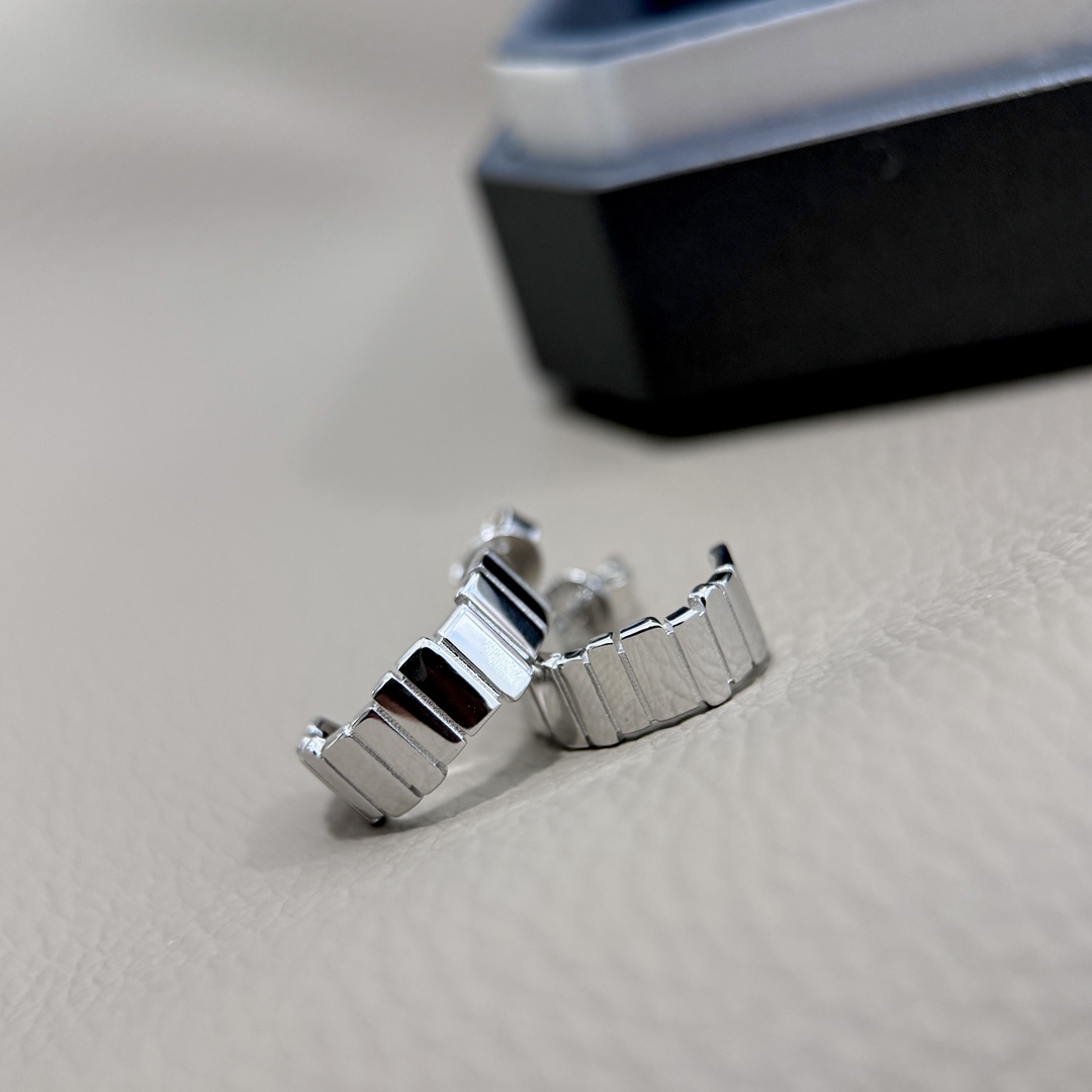 Серьги гвоздики 105 A4926