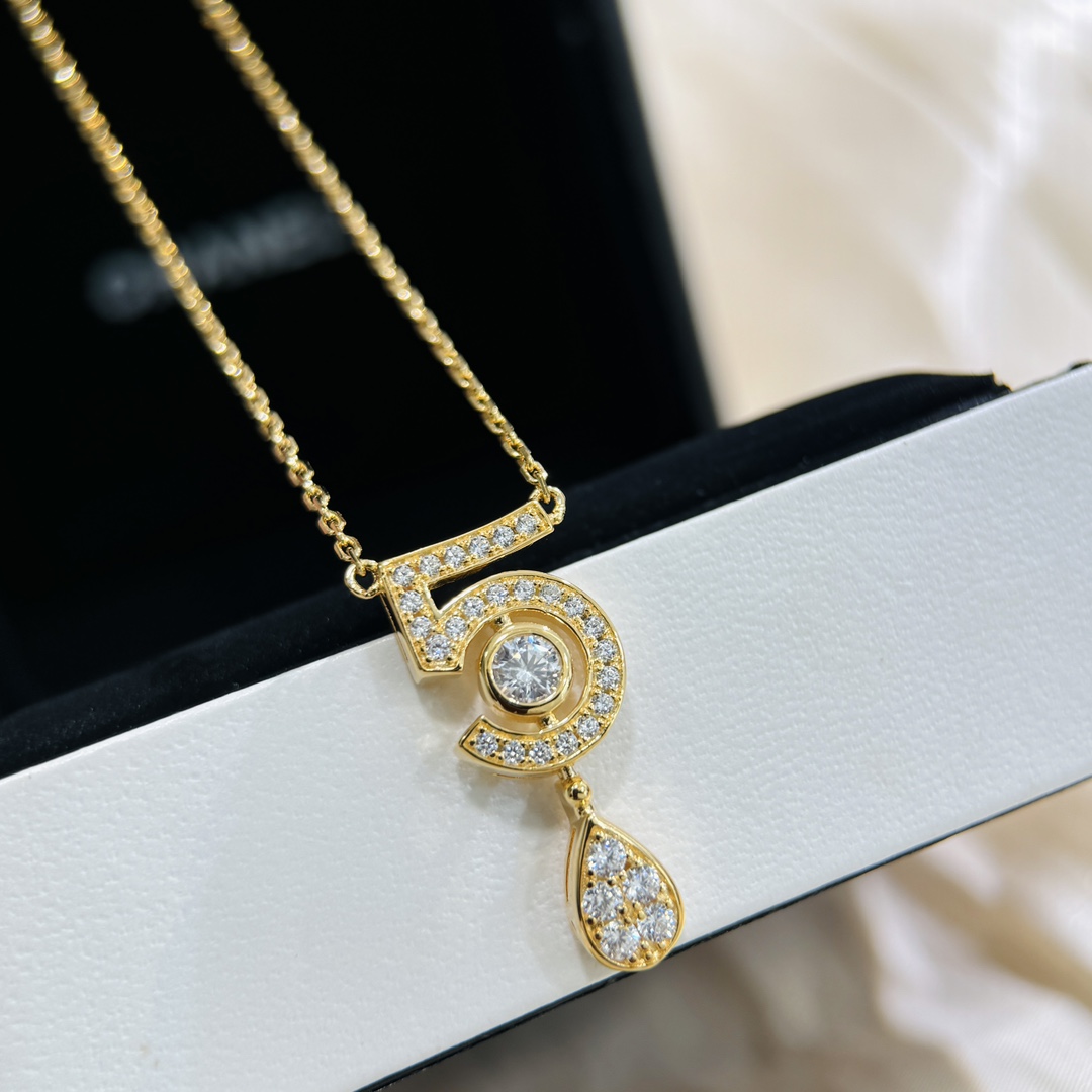 Chanel 项链 小香 logo 5字 水滴