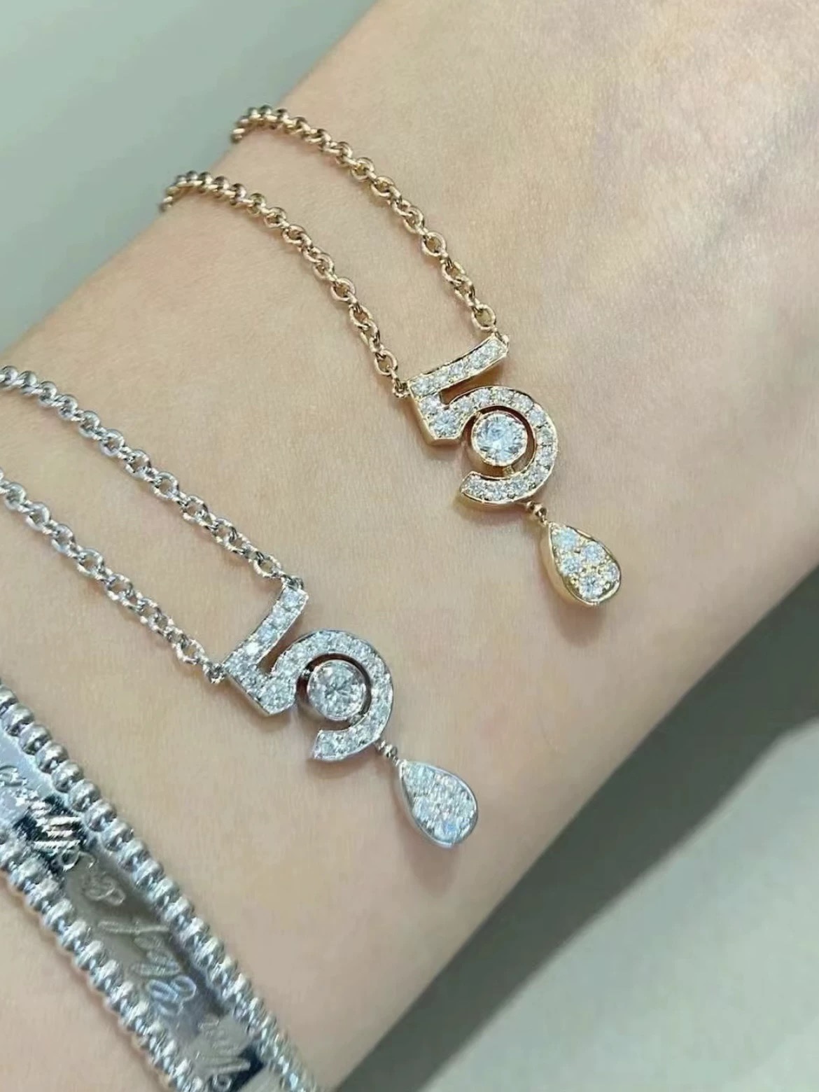 Chanel 项链 小香 logo 5字 水滴
