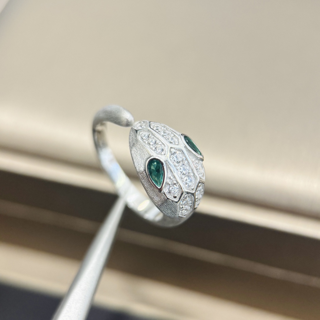 
A4987 👄设计师款 灵蛇系列 红宝石眼睛 拉丝 磨砂开口戒指 手工手抛 完全无死角 市面最高版本 