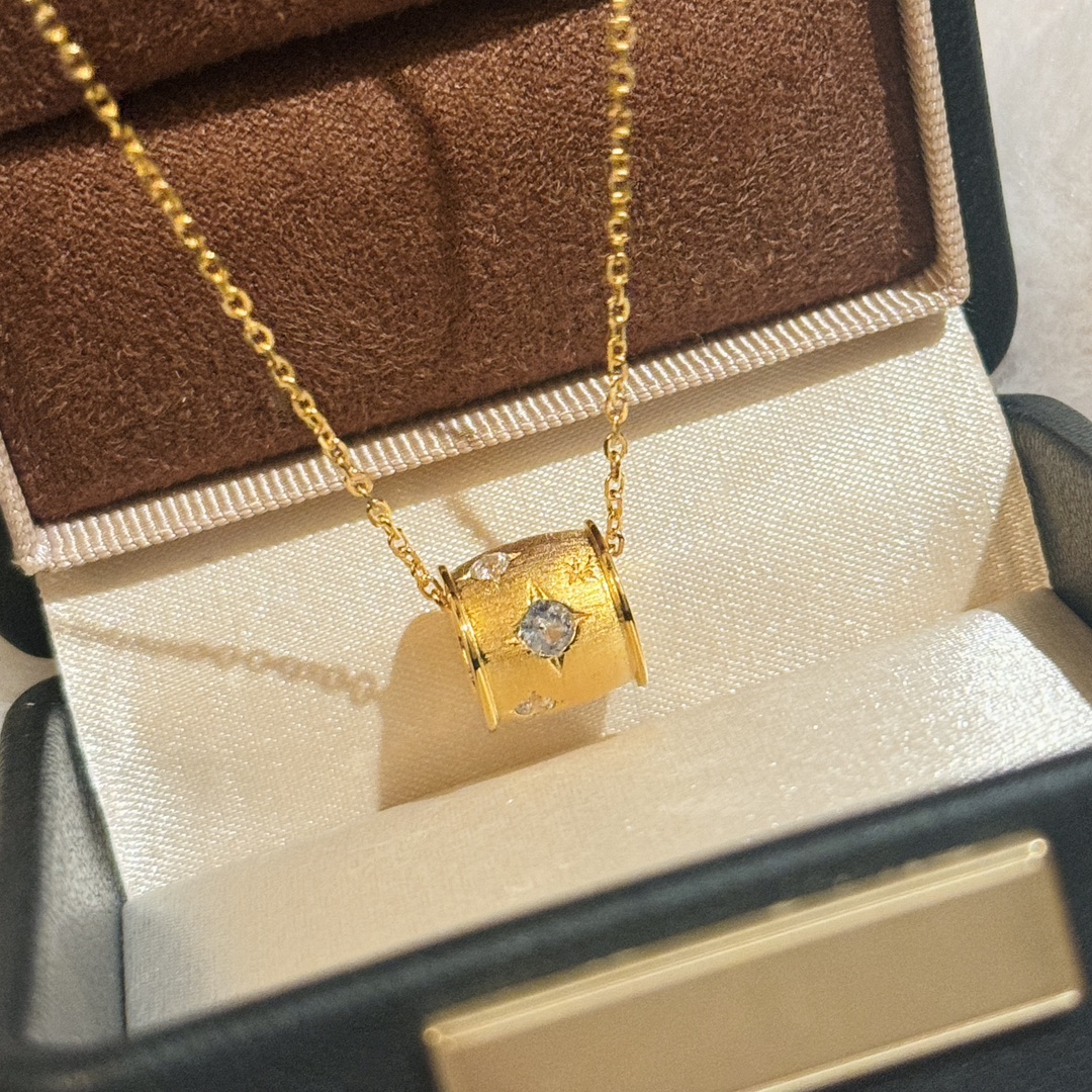 Luxury luxury necklace 9