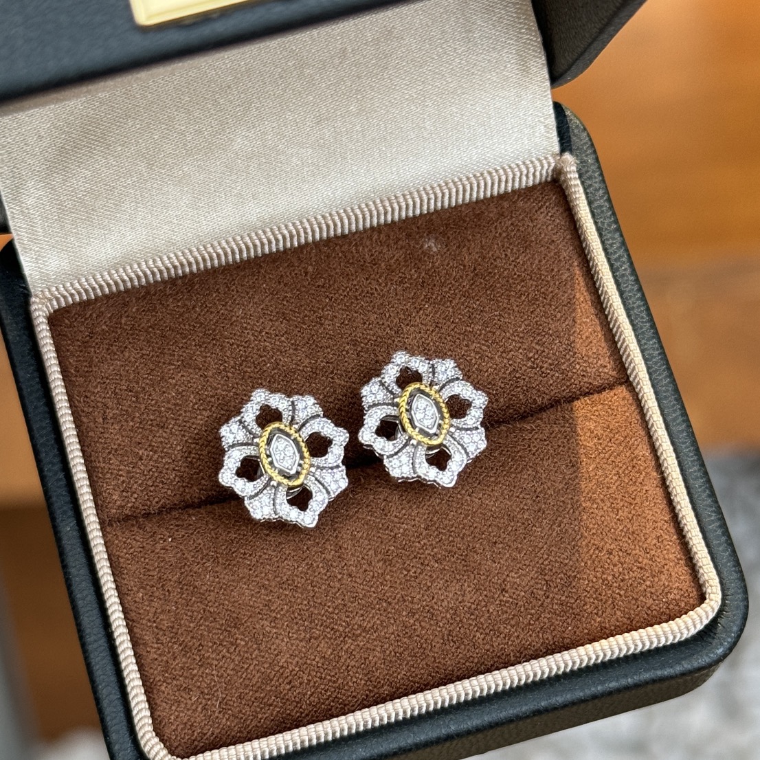 Серьги гвоздики 105 A5309