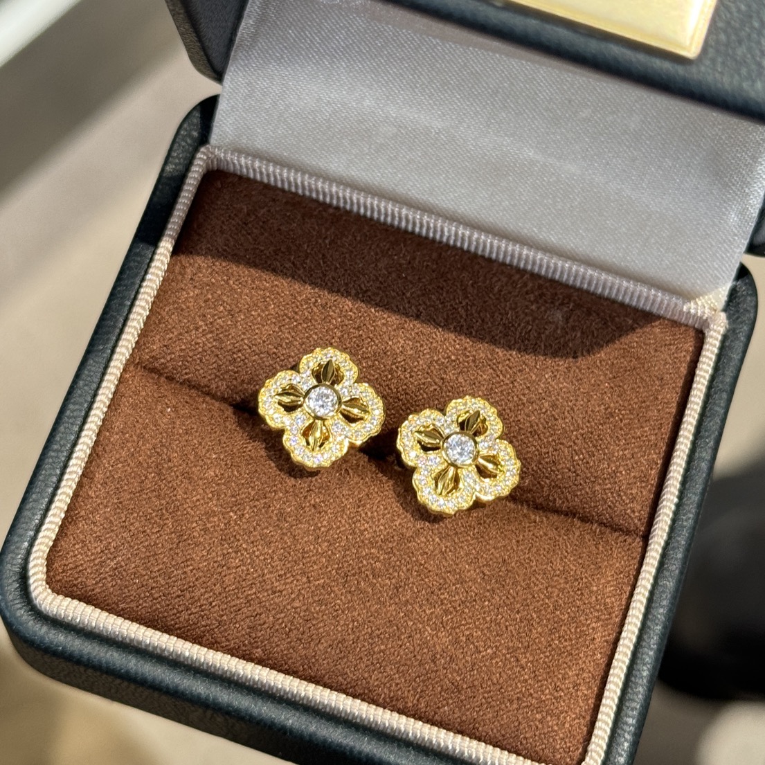 MiniCost Jewelry 4