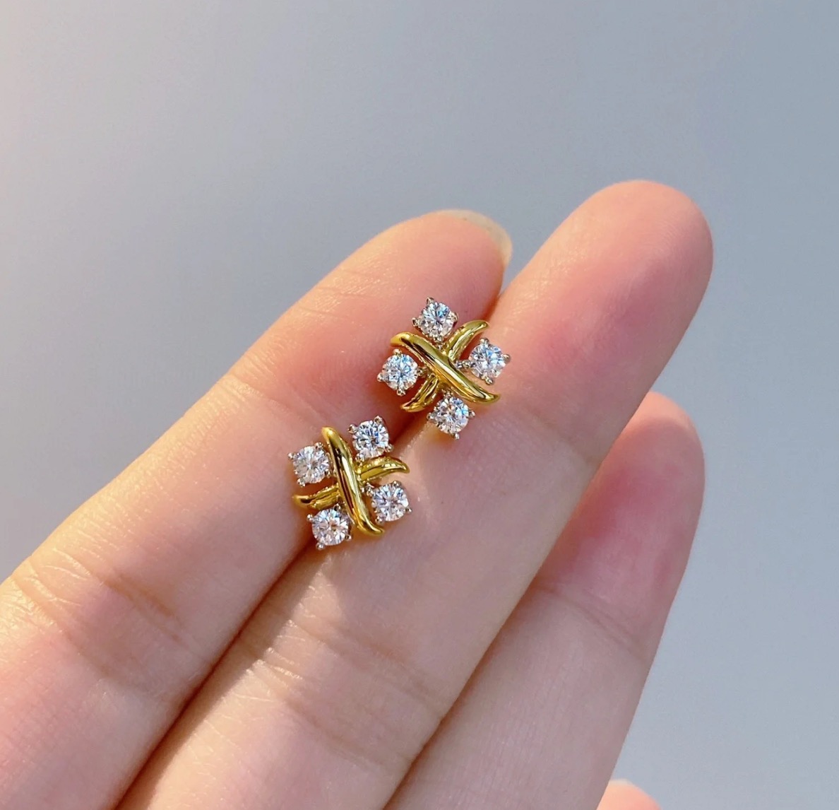 👑经典款  Sberger系列 交叉四钻 双色耳钉 简约百搭 精选优质材质电镀14k黄金 分色电镀厚金 
