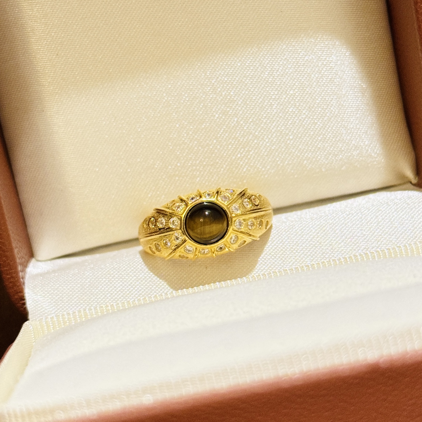 
A5482 👑 中古系列 复古风 虎眼石 拉丝 黄金戒指 立现惊喜🎉 非常精工 进口S925纯银材质 