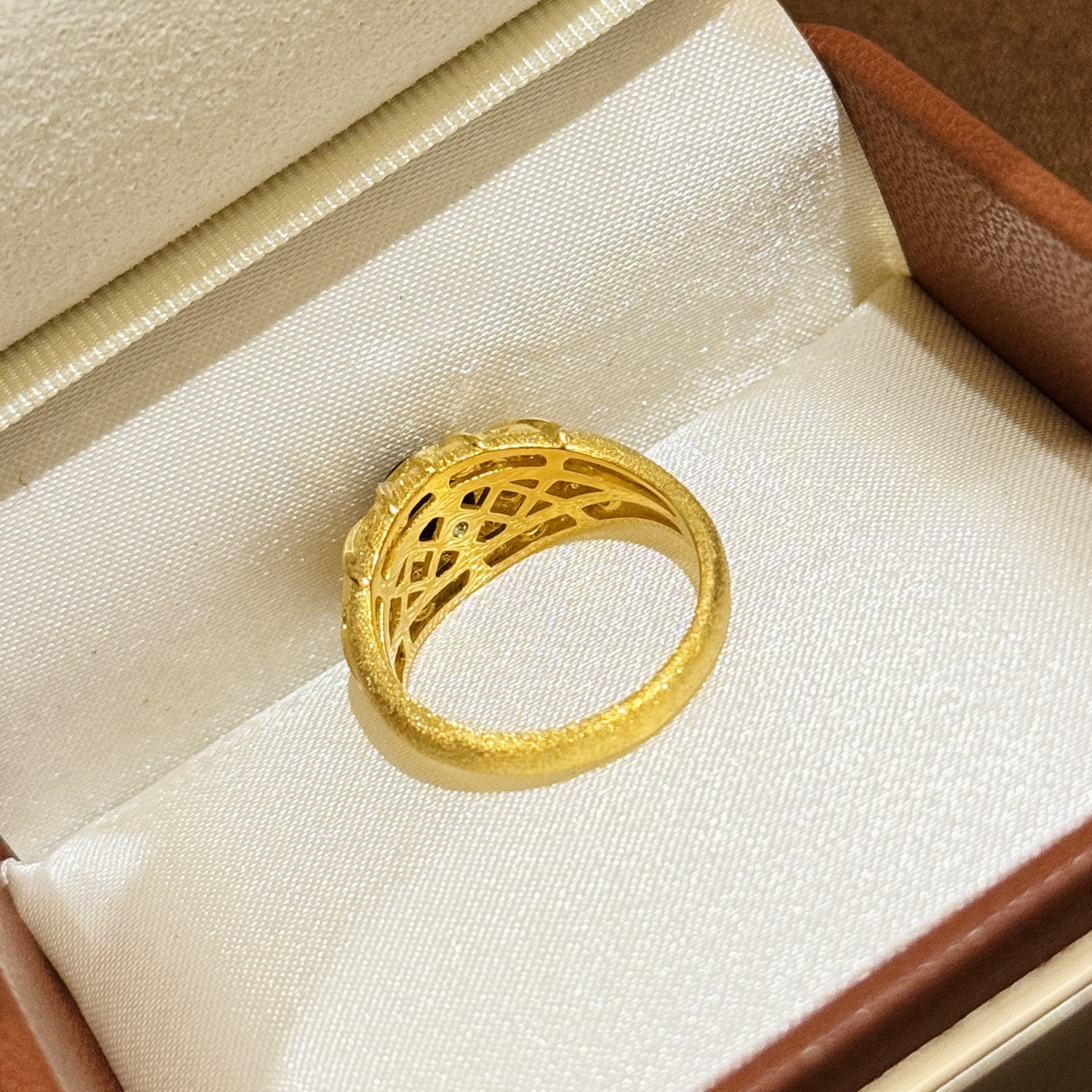 
A5482 👑 中古系列 复古风 虎眼石 拉丝 黄金戒指 立现惊喜🎉 非常精工 进口S925纯银材质 