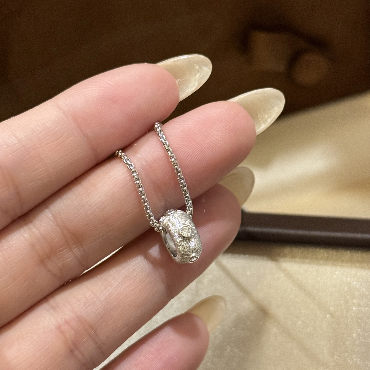 A5881 👑独立设计师款 火爆🎉时尚圈 精致 小蛮腰 六钻 拉丝 项链 高端定制手工拉丝抛光 S925