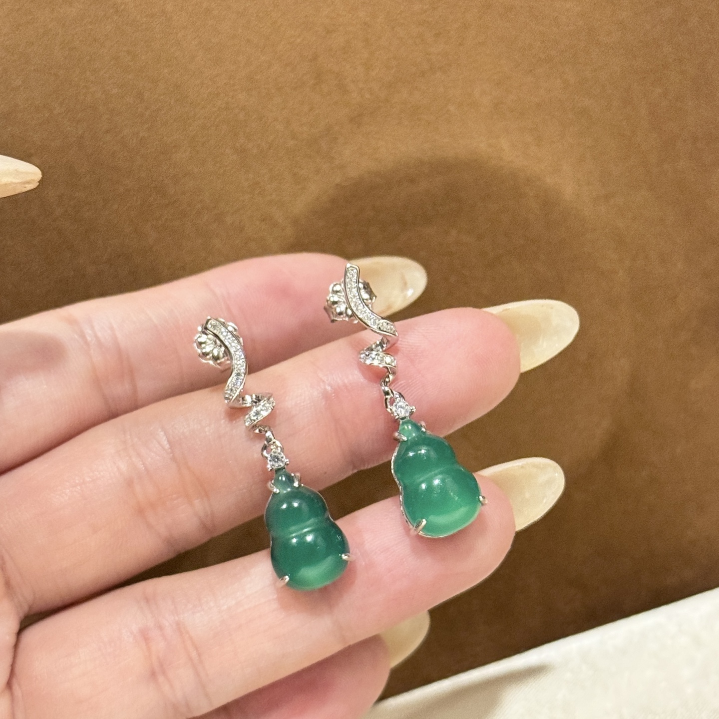 A4656👑富婆系列 高端定制 祖母绿 葫芦玉髓 耳环 葫芦玉石镶嵌吊通体S925打造 高端大气 送礼最