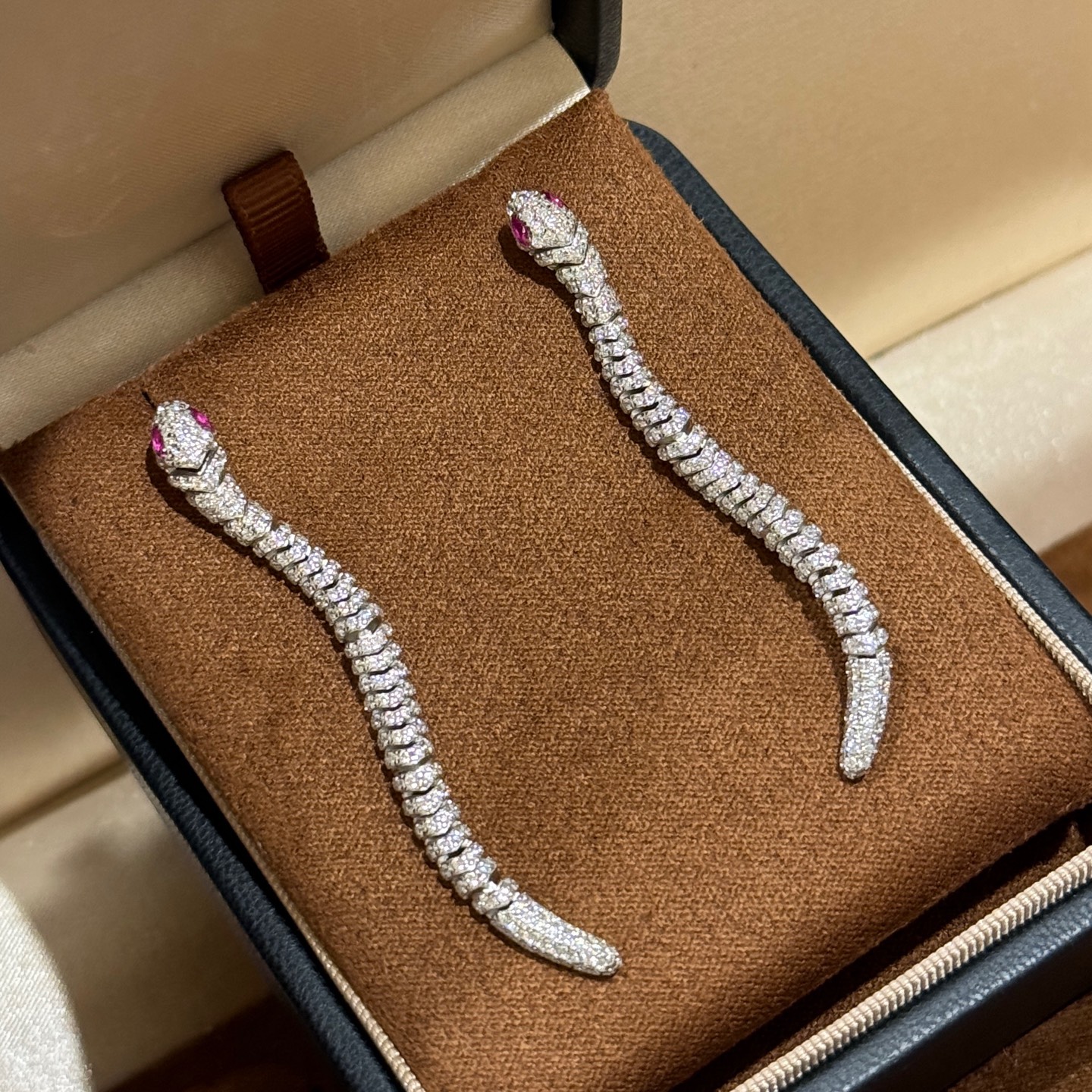 Hermès APM蛇年新款 蛇形 红宝石 红蛇镂空