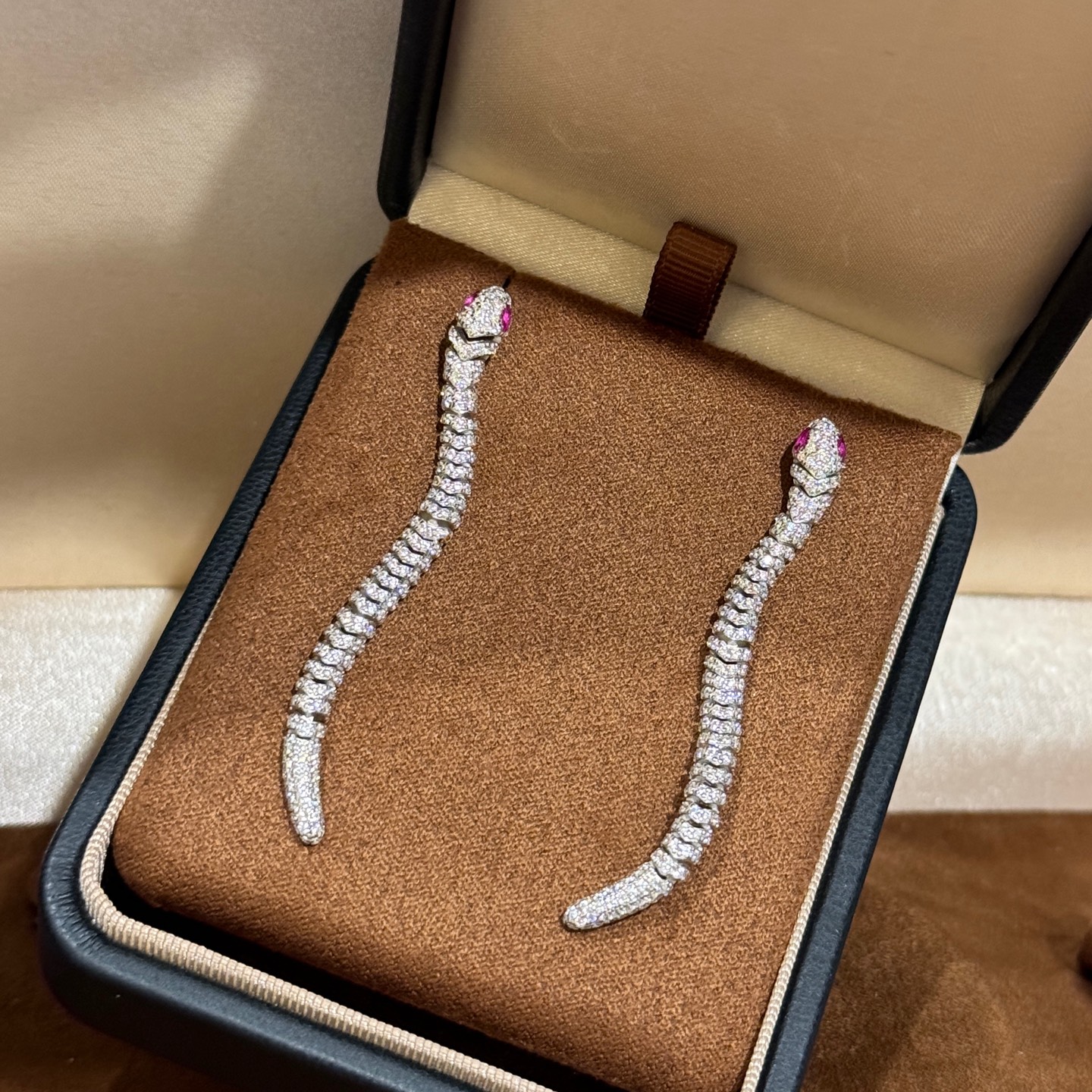 Hermès APM蛇年新款 蛇形 红宝石 红蛇镂空