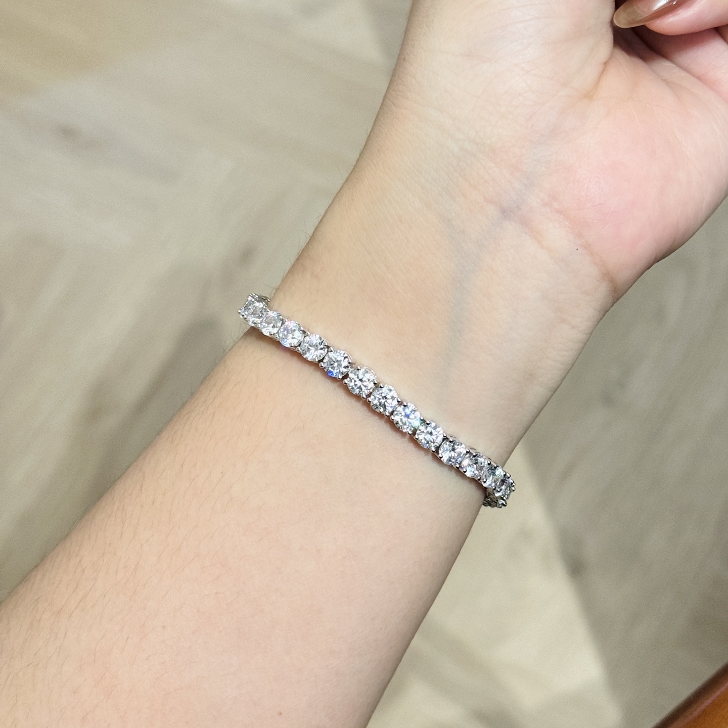 
A5937👑经典款 满钻 💎 排钻 手镶钻 手链🔹爆款手链钻直径款5mm 约17 cm 长 【超闪的钻