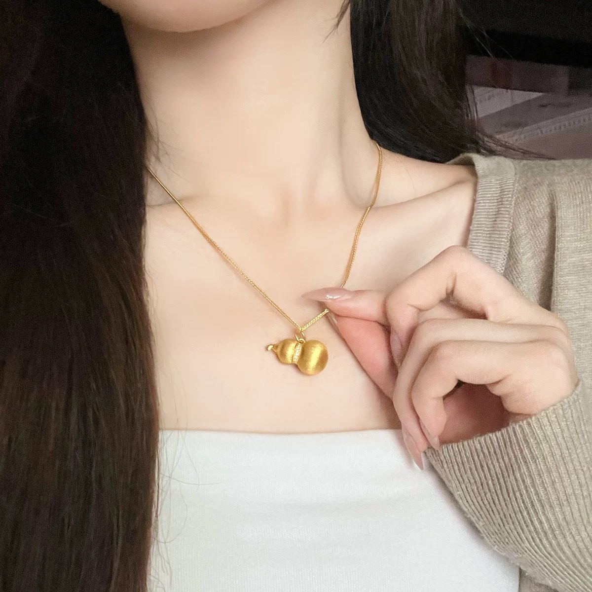 
A5987 👑古法黄金工艺  拉丝葫芦  项链 葫芦自古就有“福禄吉祥”的寓意 高端 925银精工 镶