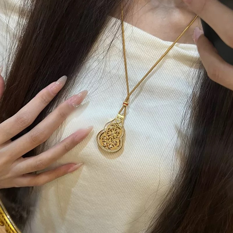 
A6067 👑纯银古法黄金工艺 葫芦 可开盖 财神爷 拉丝磨砂葫芦  金丝绳项  葫芦自古就有“福禄吉