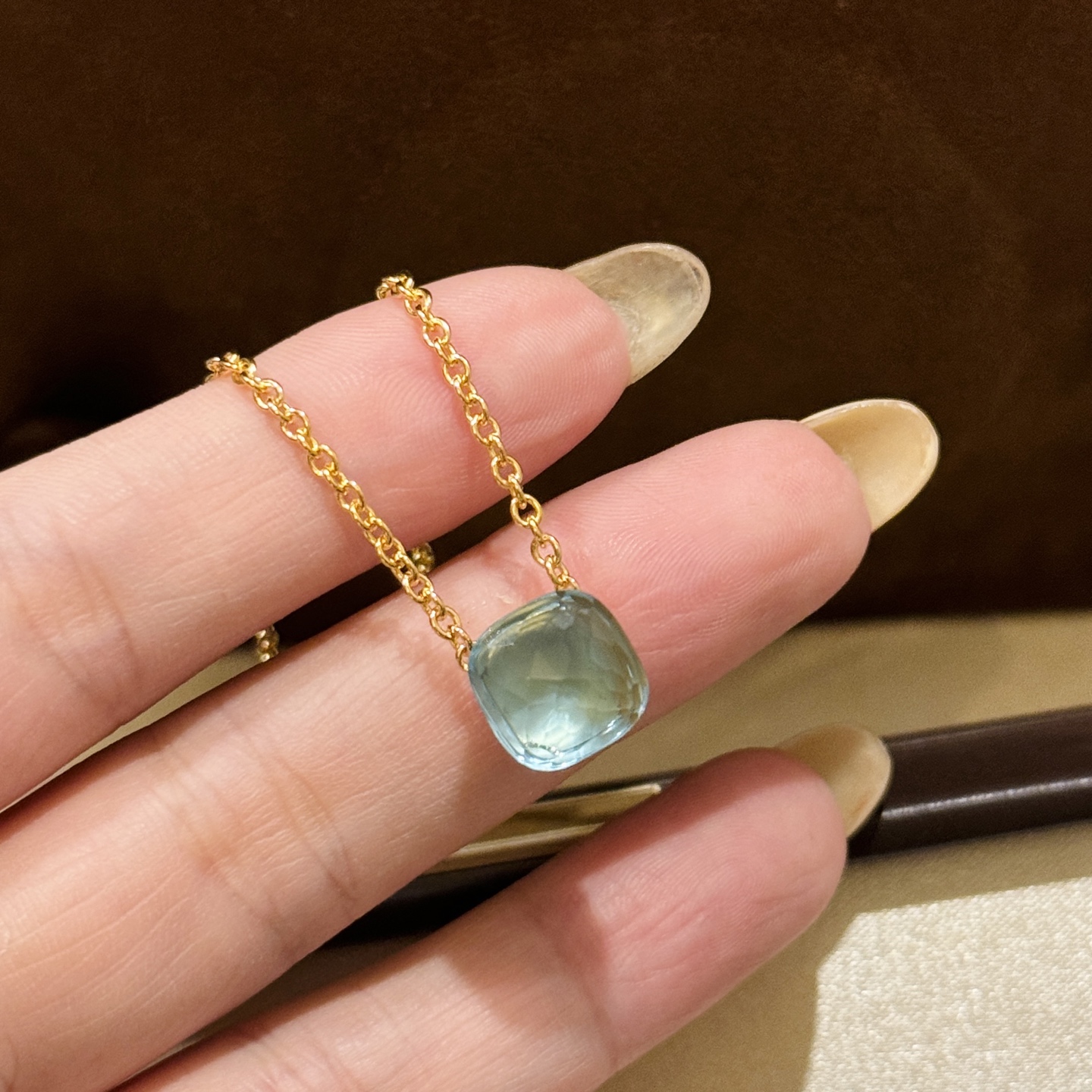
A2439  👑宝曼兰朵 高级 海洋蓝 天空蓝 方形伦敦蓝托帕石 项链高级感仿真钻海蓝宝 人工精细切割