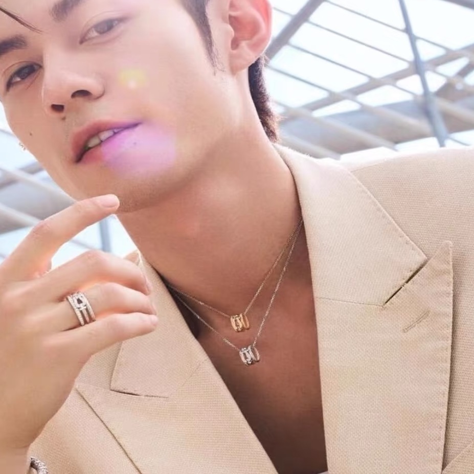 
A6082 👑 弗雷德 新款 🔥三圈交织 经典元素 航海缆绳 马蹄扣  项链男神女神同款 通体S925