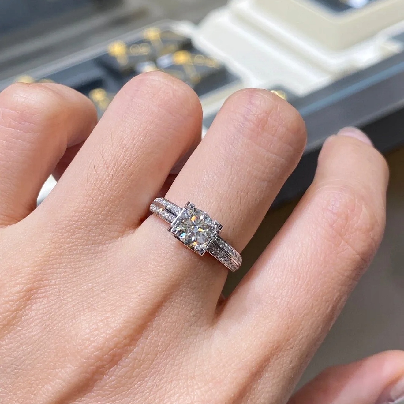  
A6138 👑️卡家 经典婚戒  牛角 两克拉 💎钻石 双排钻戒指 💍 bling bling ✨ 