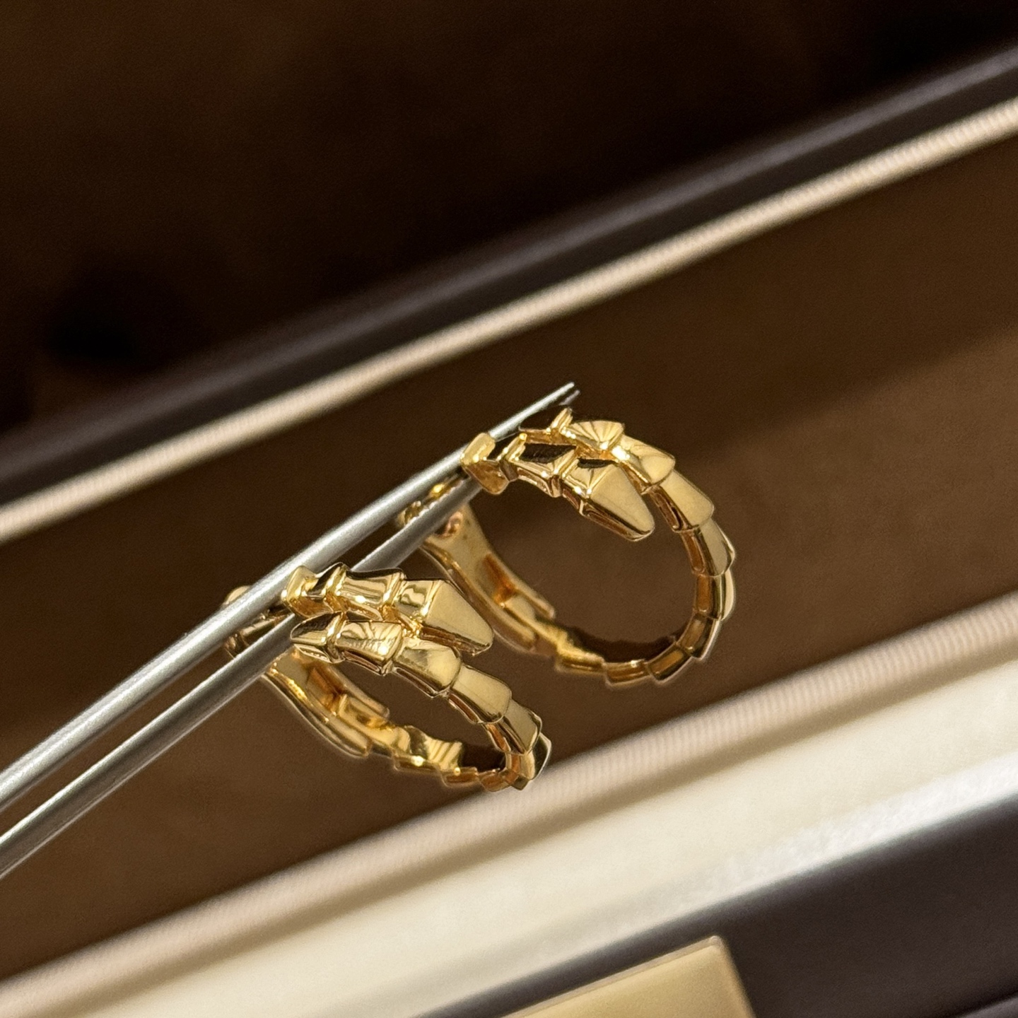 👑BV家 SerPenti蛇系列 灵蛇 光面 耳拍 精选德国进口材质电镀18k金 超高品质 精致做工 美