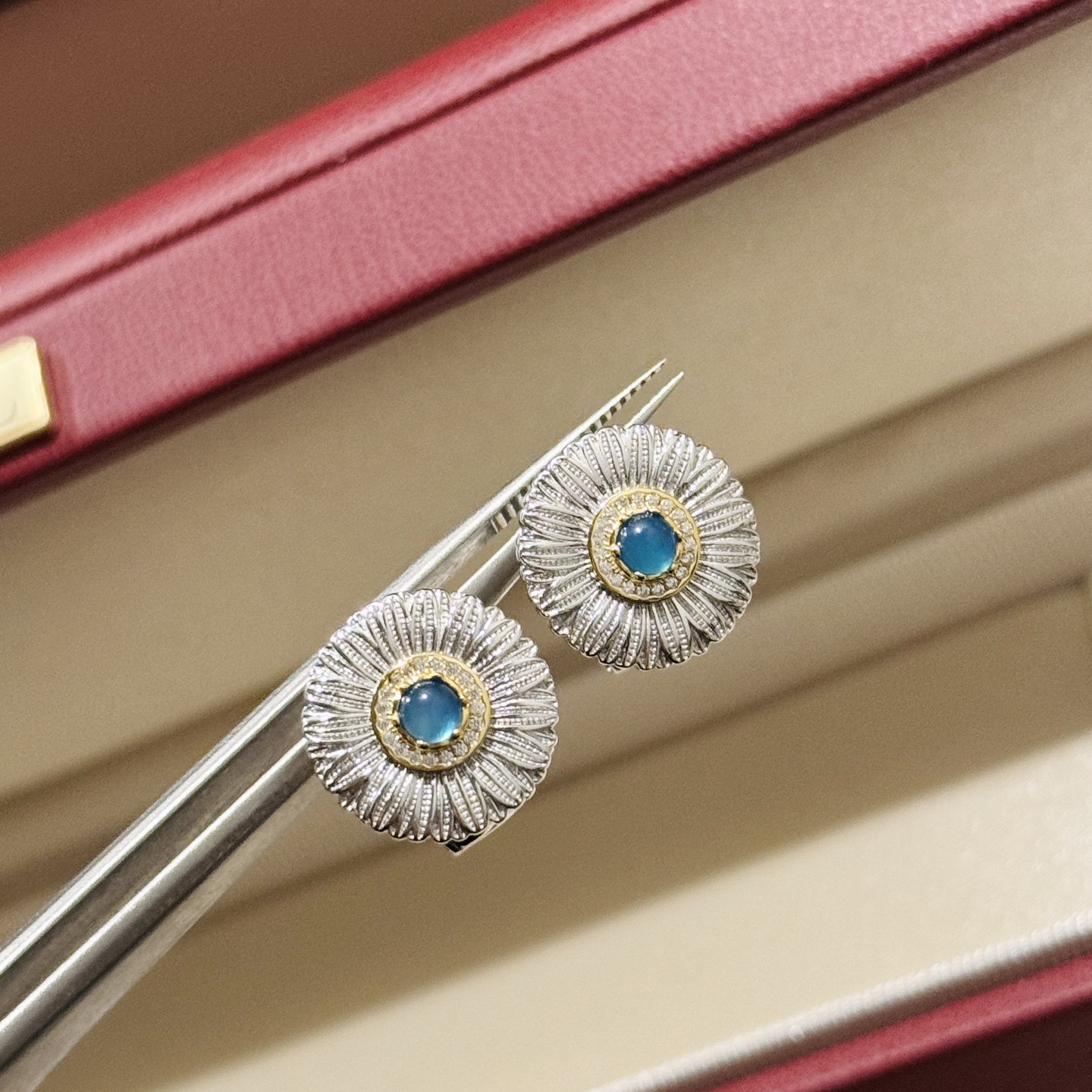 Vintage Aquamarine Sunflower Stud Earrings - Retro Floral Design Sterling Silver