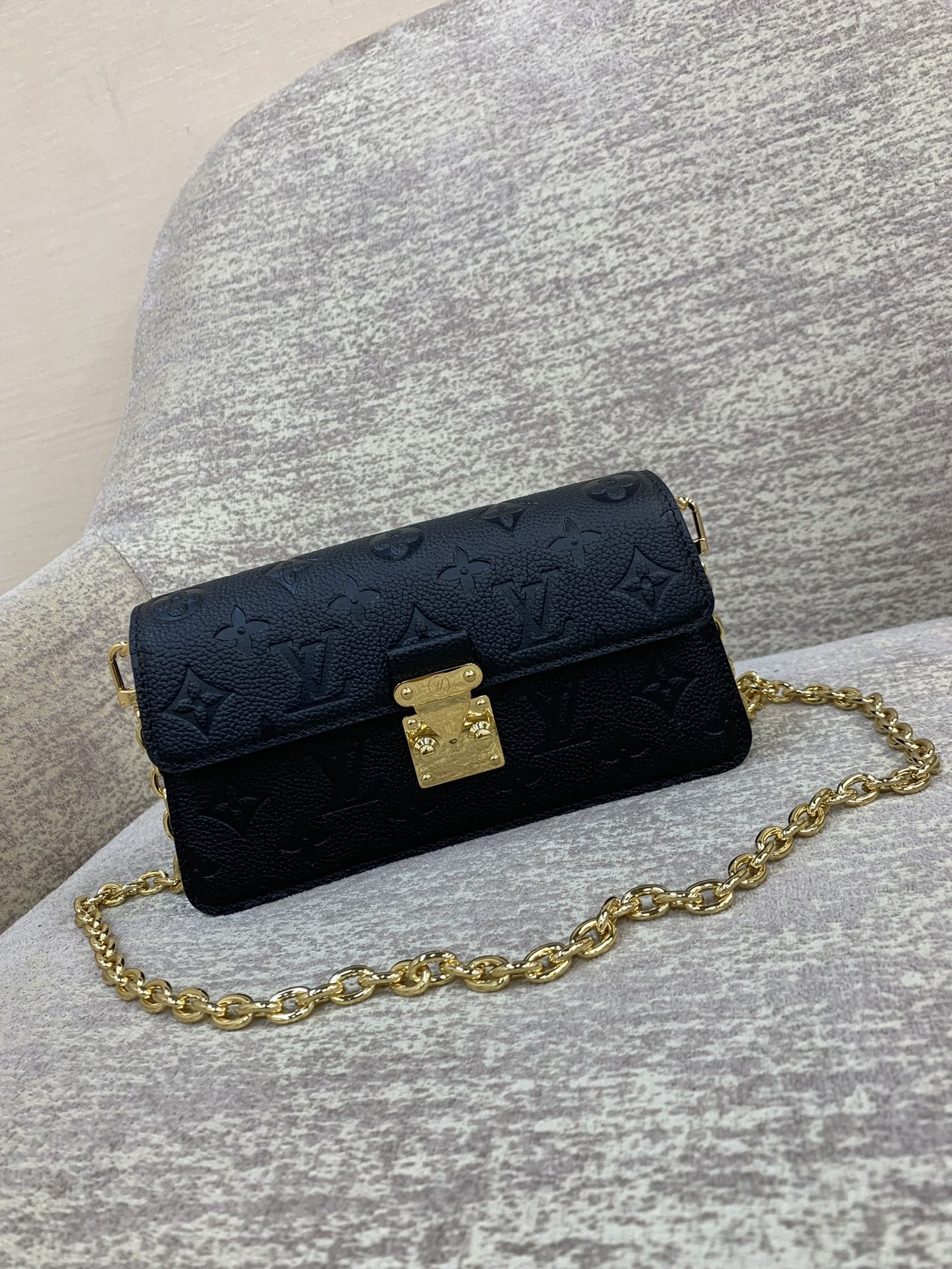 LV Wallet On Chain Métis Handbag Grainy Monogram Empreinte Leather Embossed Pattern S-lock Closure Chain Crossbody - Top Quality