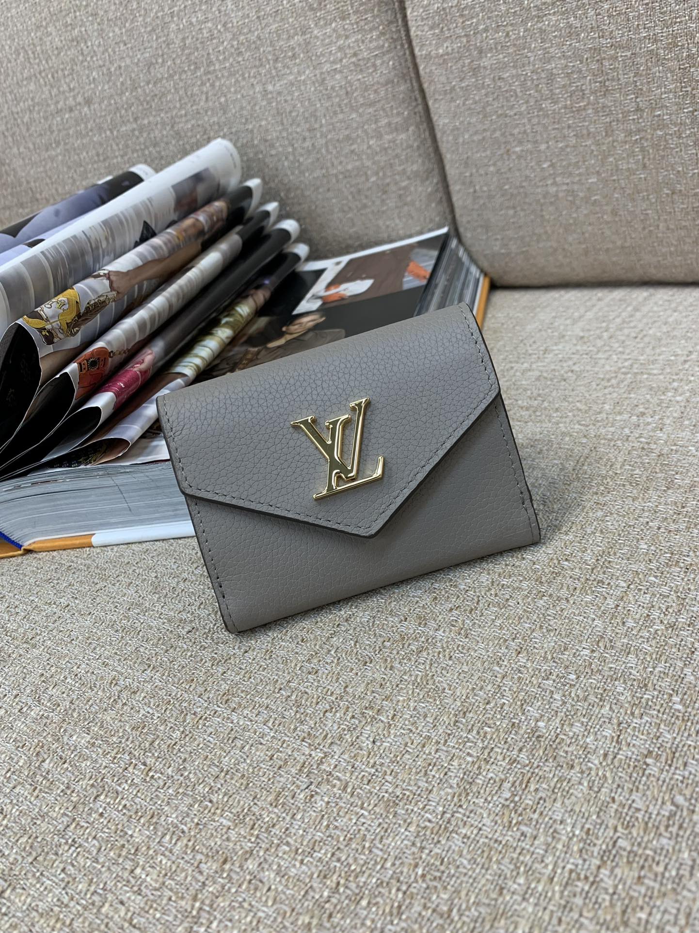 LV Wallet Full Zip Leather Trim Gold Hardware Multi Compartment Long Wallet - Top Quality