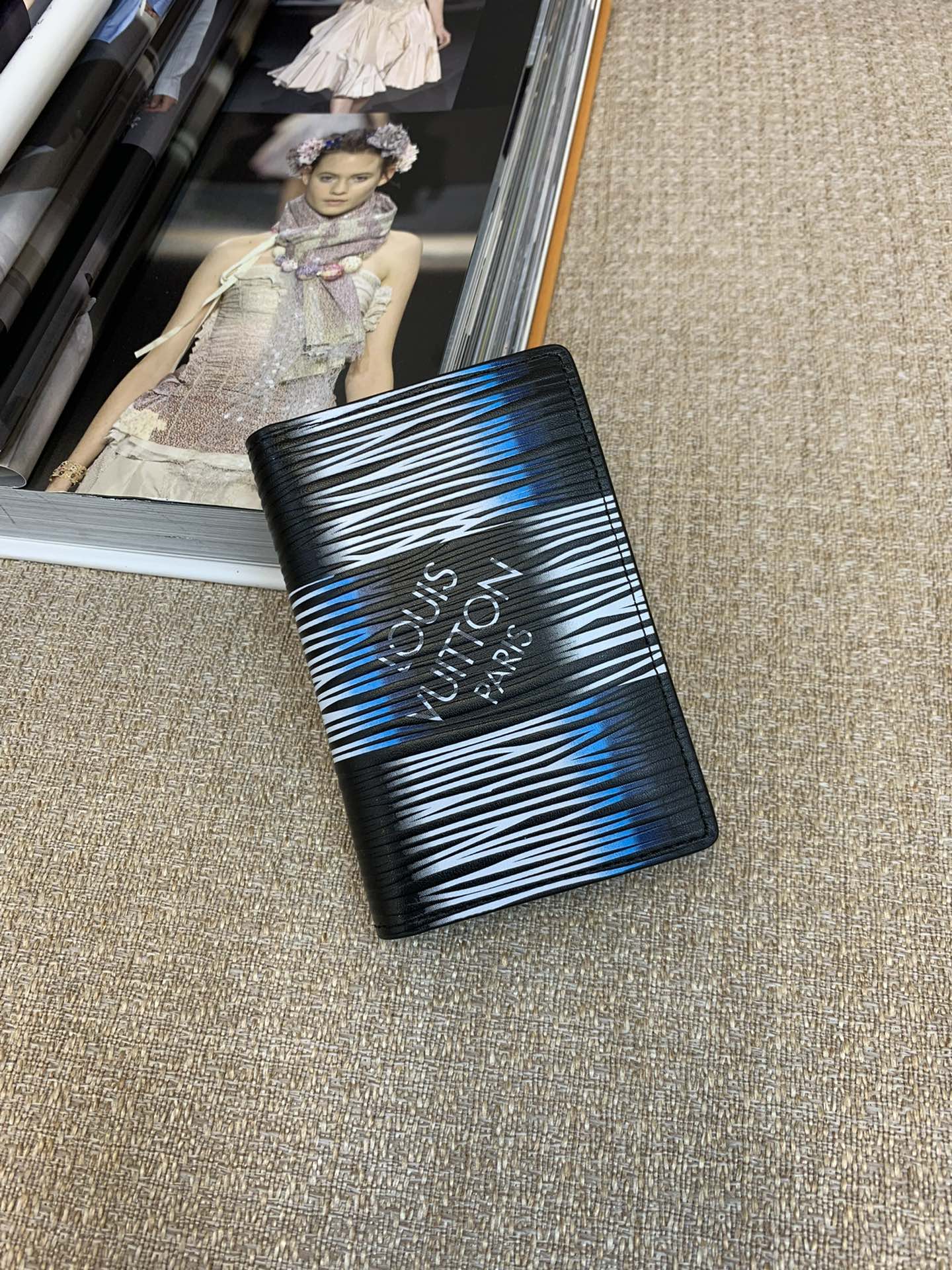 LV 財布 フルジップ レザートリム ゴールド金具 マルチコンパートメント 長財布-トップクオリティ