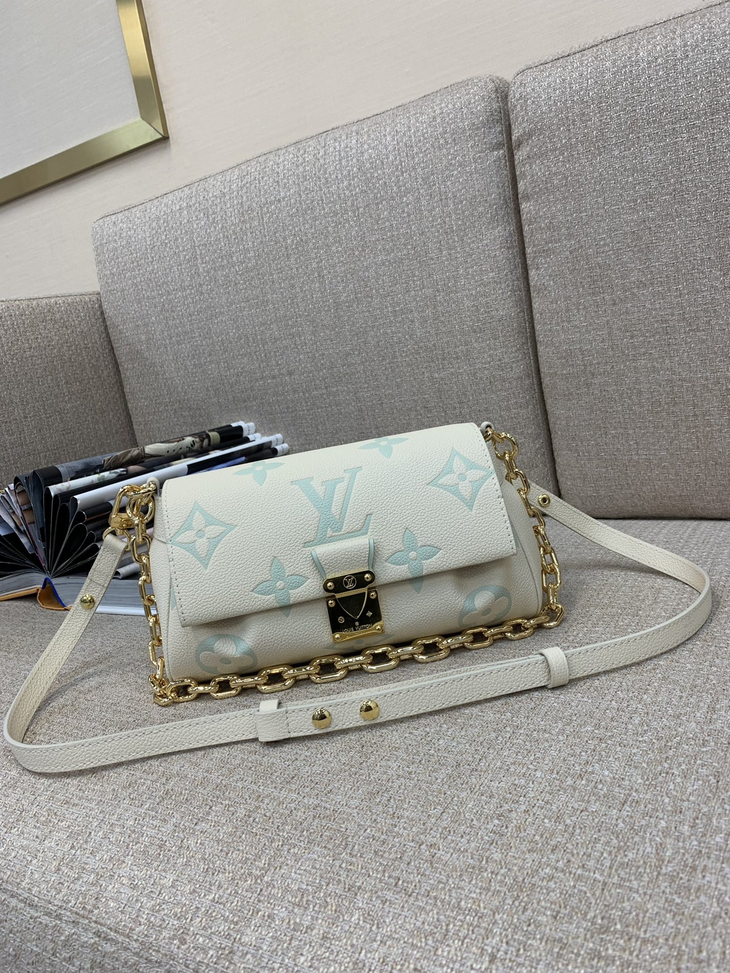 LV Favorite Handbag Monogram Empreinte Embossed Leather Adjustable Leather Strap Chain Underarm Shoulder Crossbody - Top Quality