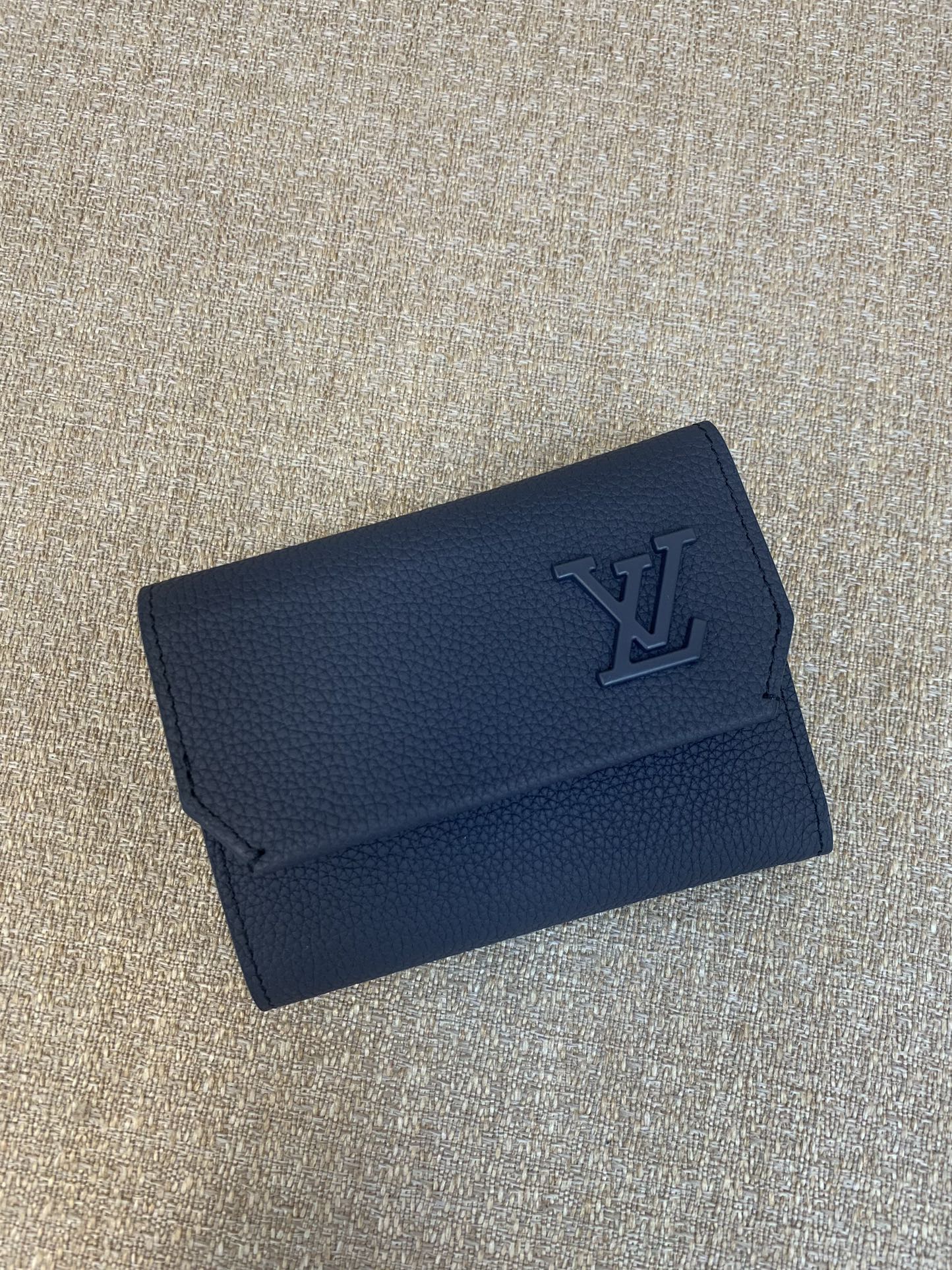 LV Wallet Full Zip Leather Trim Gold Hardware Multi Compartment Long Wallet - Top Quality