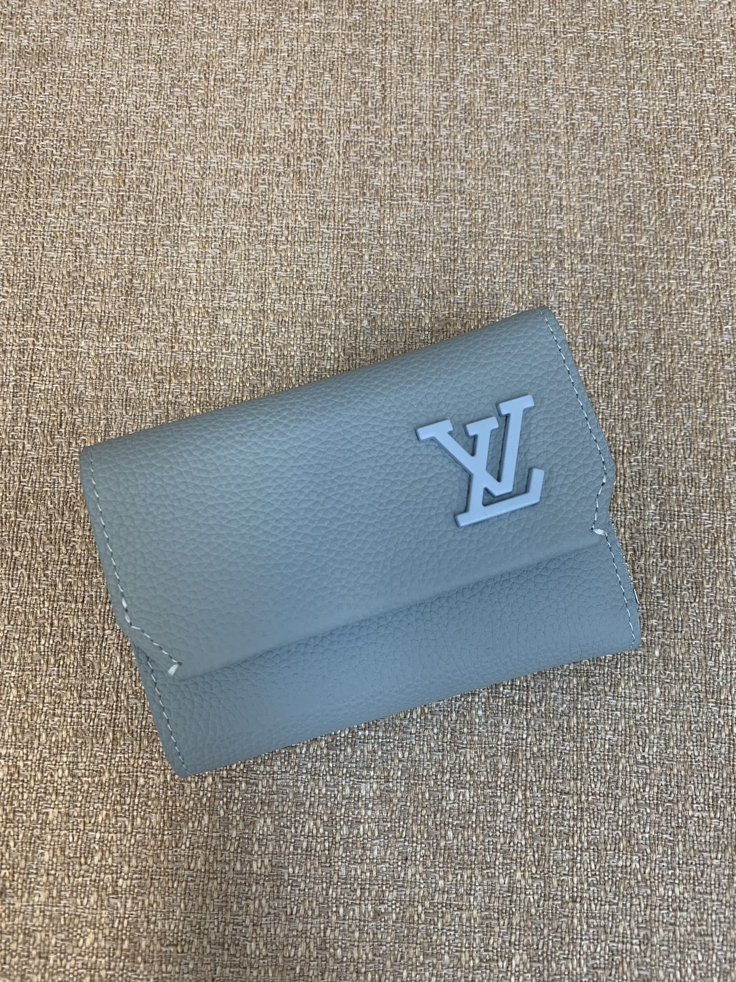 LV Wallet Full Zip Leather Trim Gold Hardware Multi Compartment Long Wallet - Top Quality