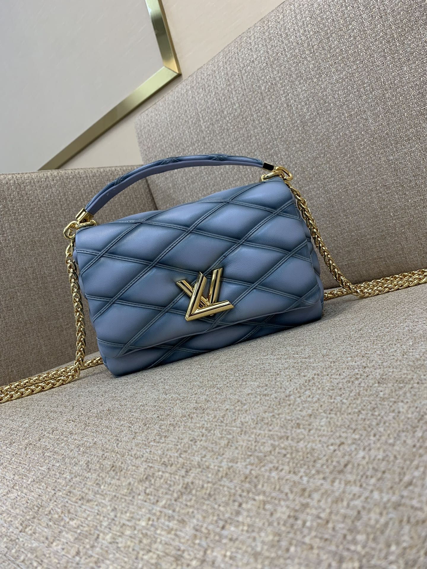 LV GO-14 Medium Handbag Quilted Lambskin Smoky Elegant Color LVT Twist Lock Shoulder Crossbody - Top Quality