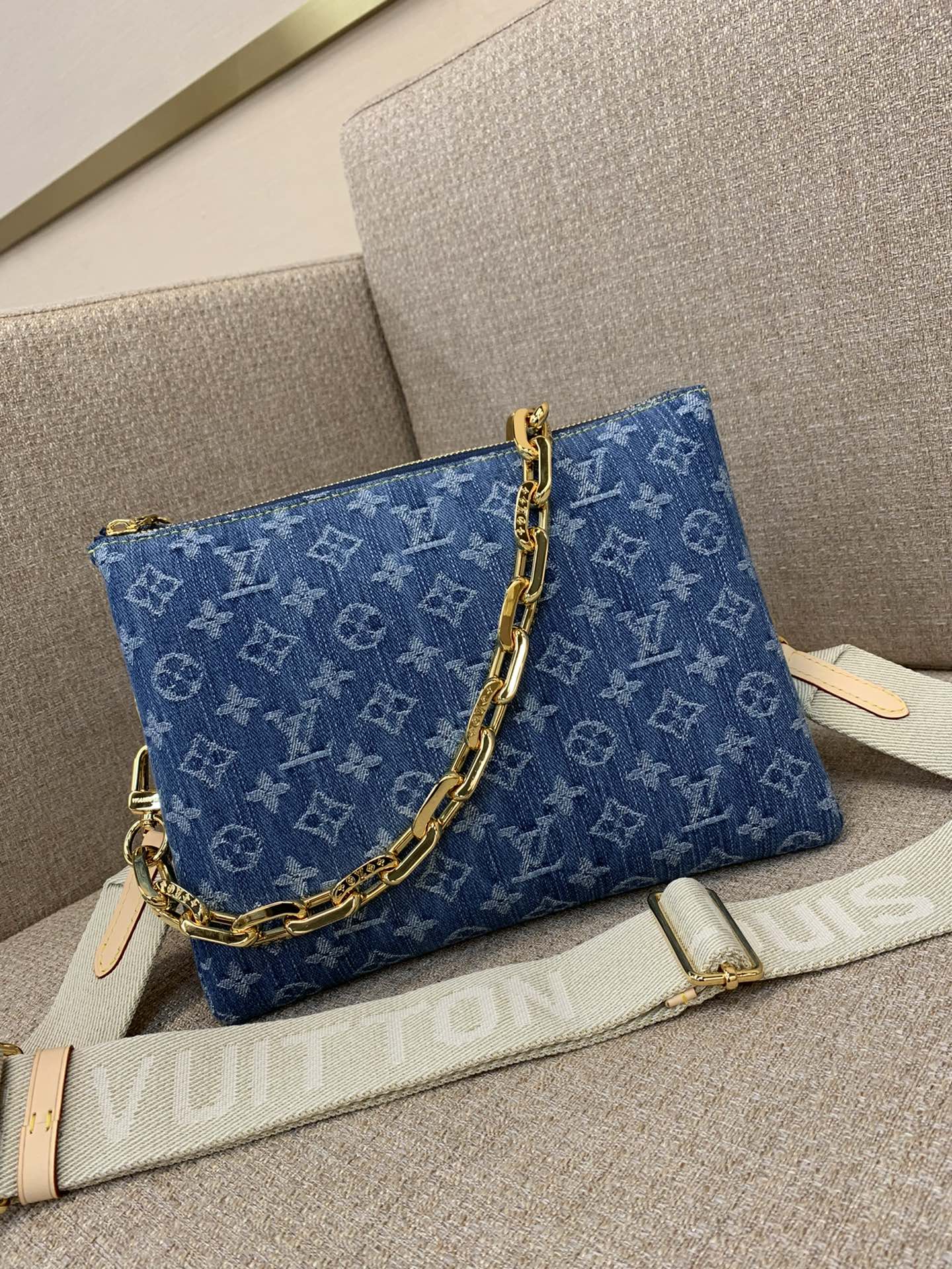 LV Coussin малы сумка бавоўна дэнім адбельваная пясочная прамыўка тоўсты ланцужок шырокі тканы рамень праз плячо накосная - вышэйшая якасць