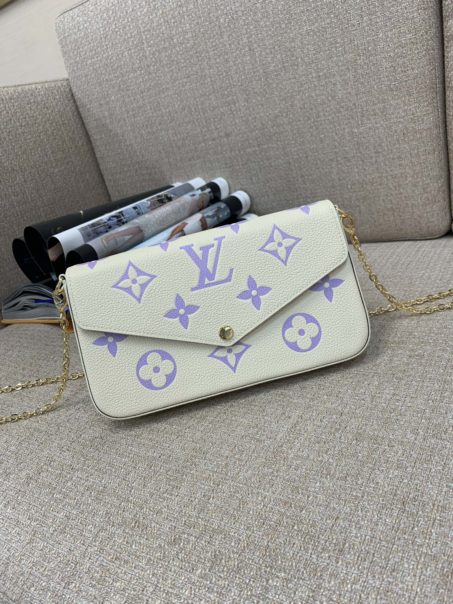 LV Pochette Félicie kettingtas Monogram Empreinte leer tweekleurig design uitneembaar vak ketting schouder- en handtas - topkwaliteit