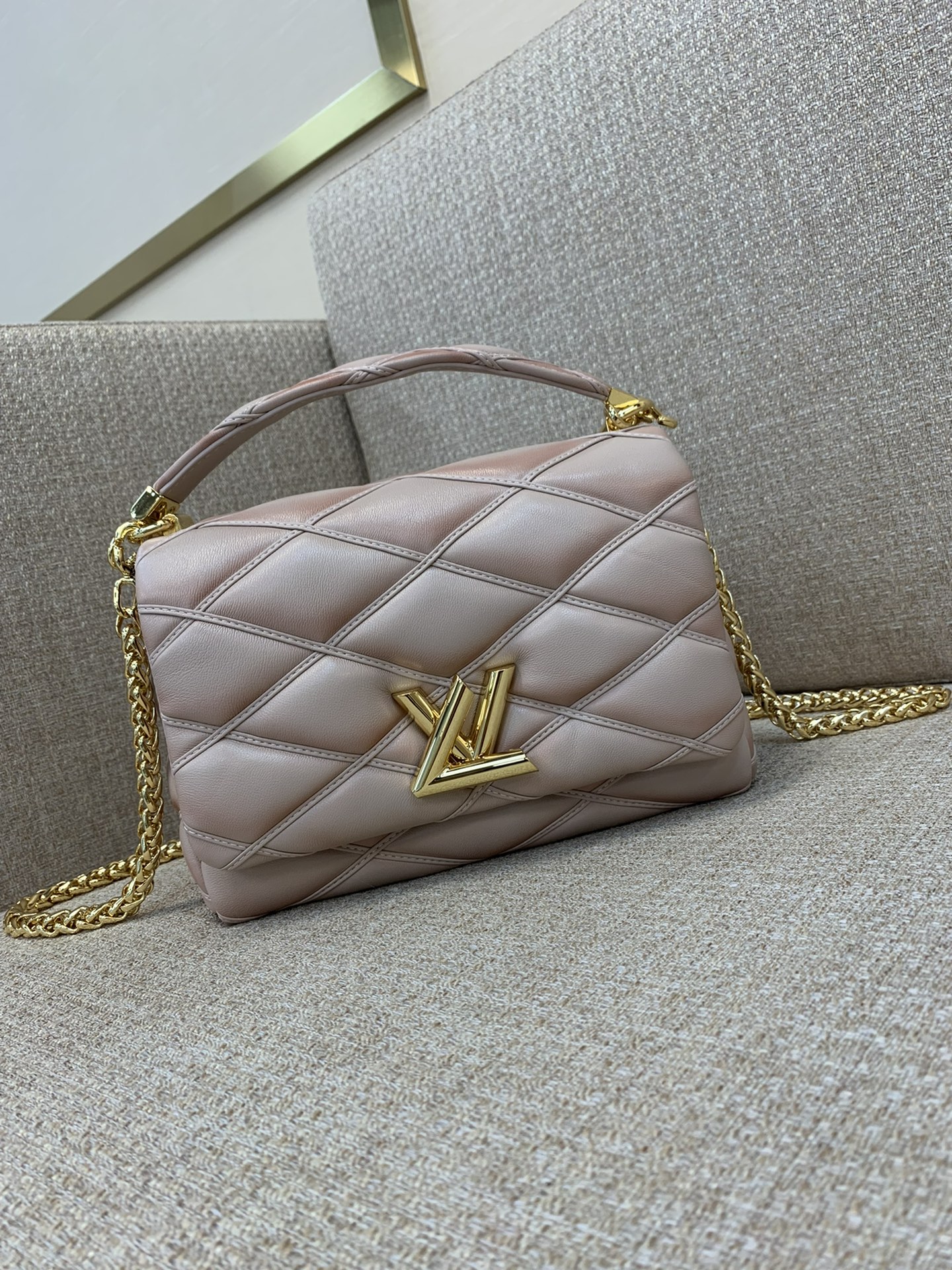 LV GO-14 Medium Handbag Quilted Lambskin Smoky Elegant Color Shoulder Crossbody - Top Quality