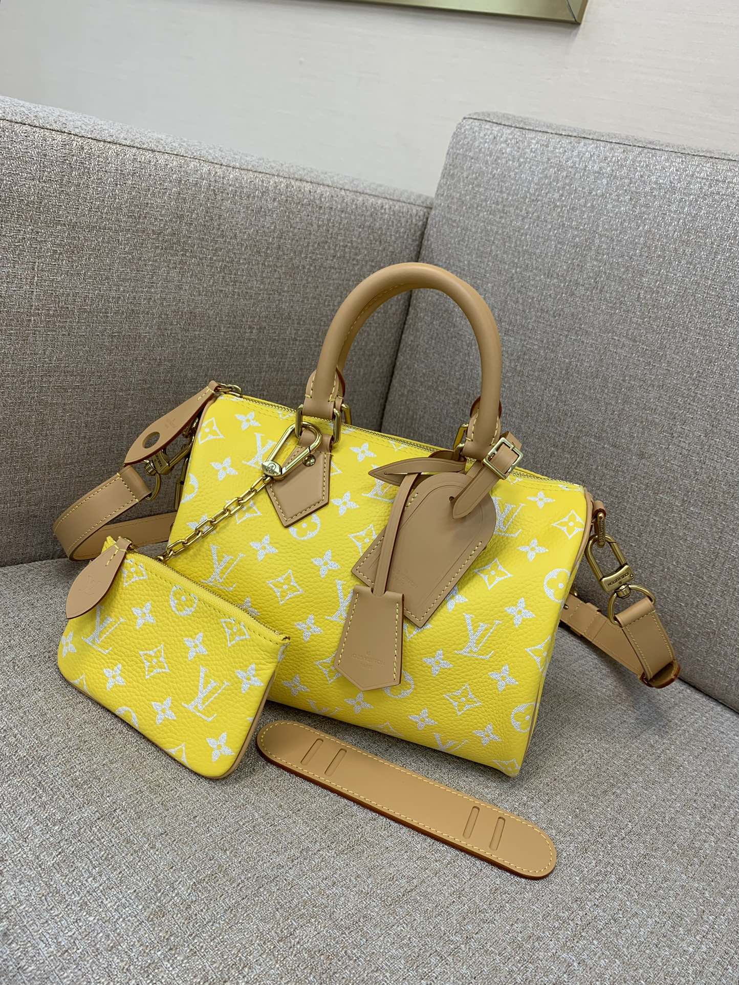 LV Speedy Bandoulière 25 Handbag Monogram Print Calf Leather Polished Metal Hardware Lambskin Lining Handheld Crossbody - Top Quality